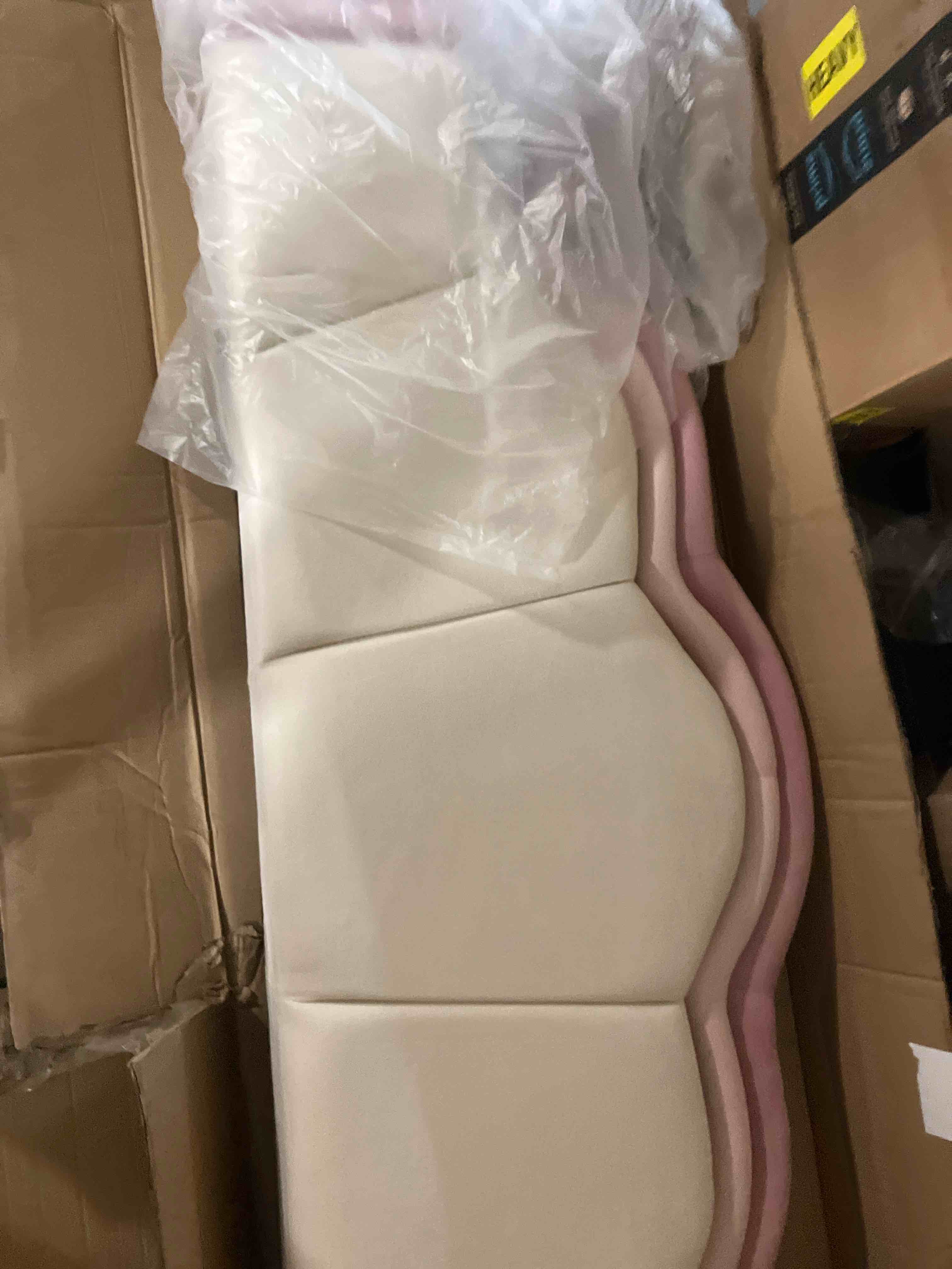 https://s3.amazonaws.com/lotting-images-prod/phillipi/PPE3503282_1756309305156.jpeg