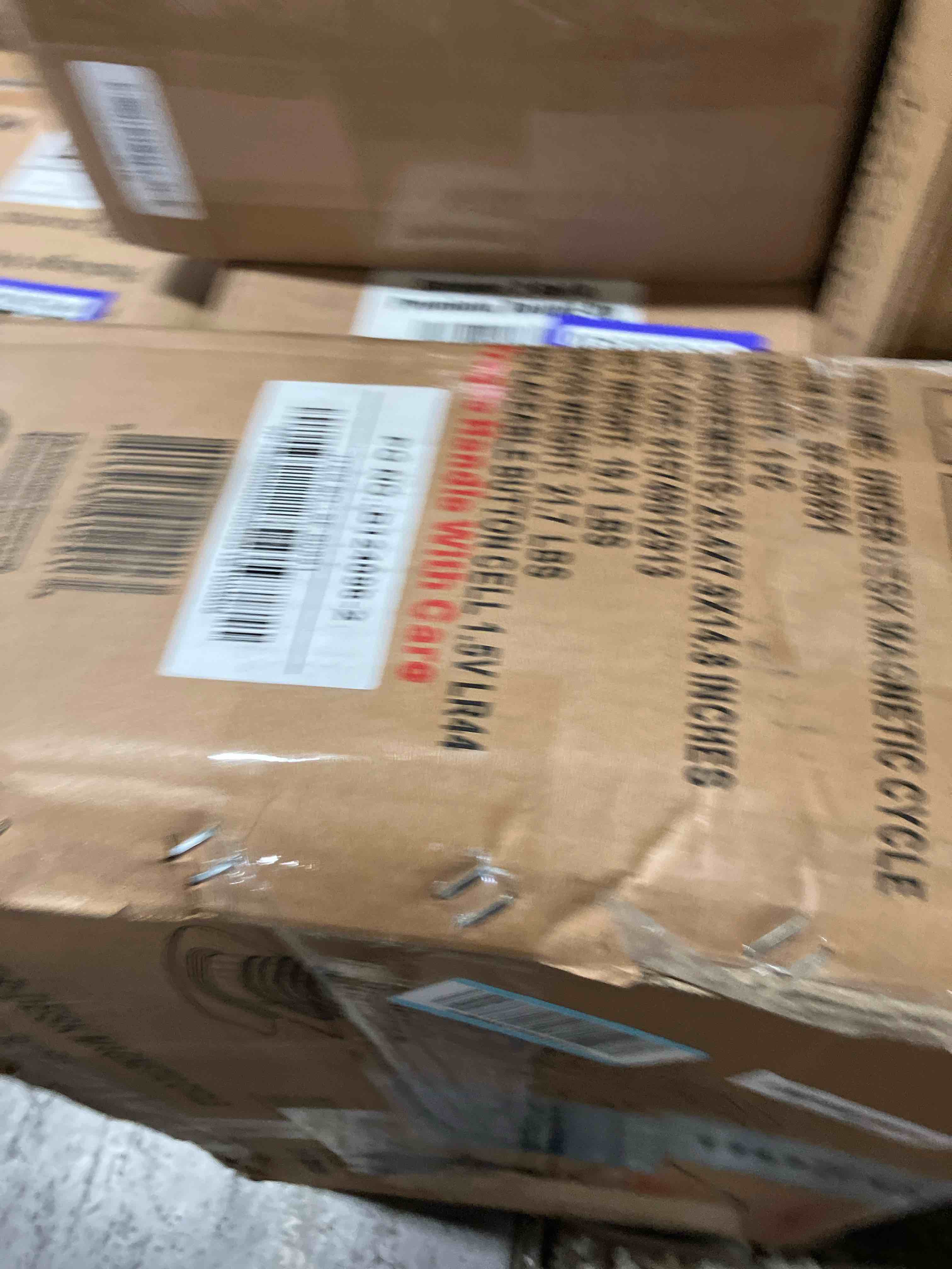 https://s3.amazonaws.com/lotting-images-prod/phillipi/PPE3503440_1756481304439.jpeg