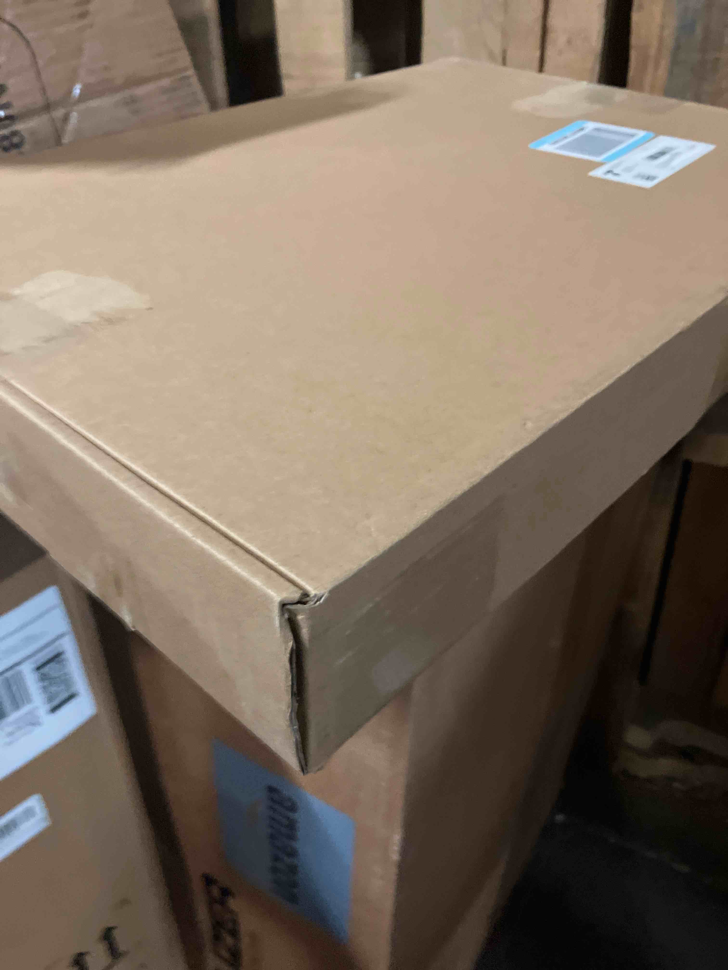 https://s3.amazonaws.com/lotting-images-prod/phillipi/PPE3503495_1756490331550.jpeg