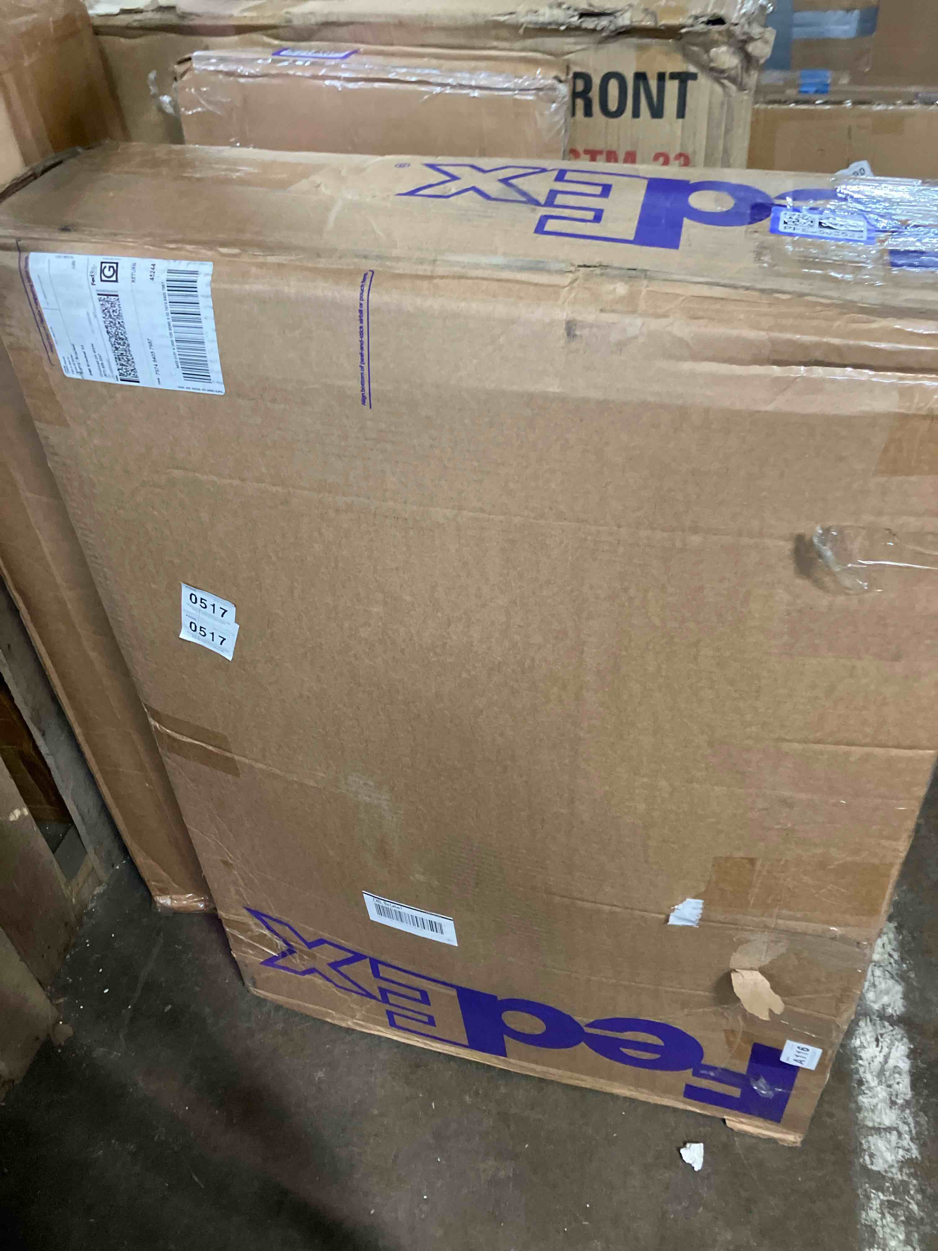 https://s3.amazonaws.com/lotting-images-prod/phillipi/PPE3503523_1756491221193.jpeg
