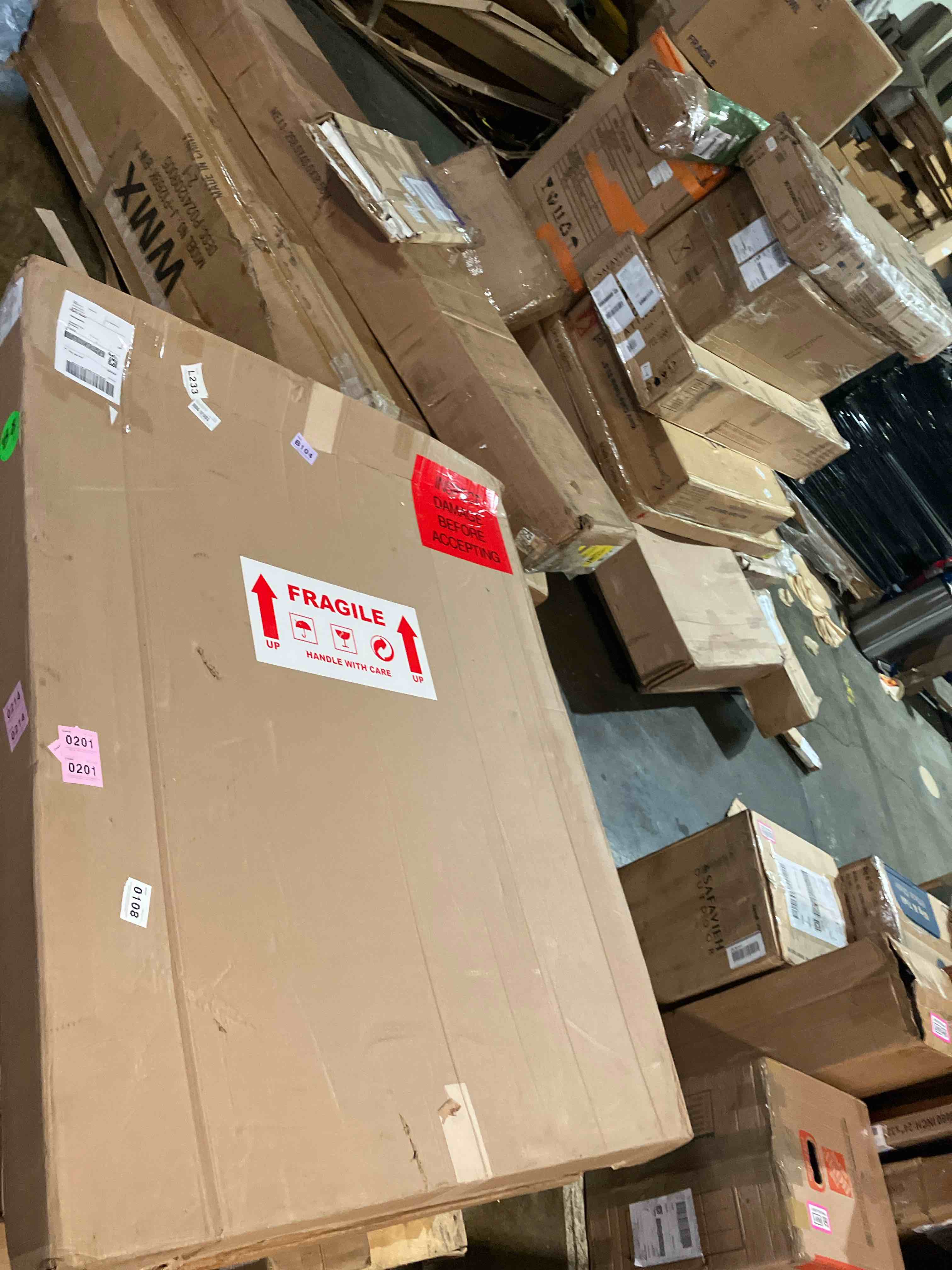 https://s3.amazonaws.com/lotting-images-prod/phillipi/PPE3503563_1756501249751.jpeg