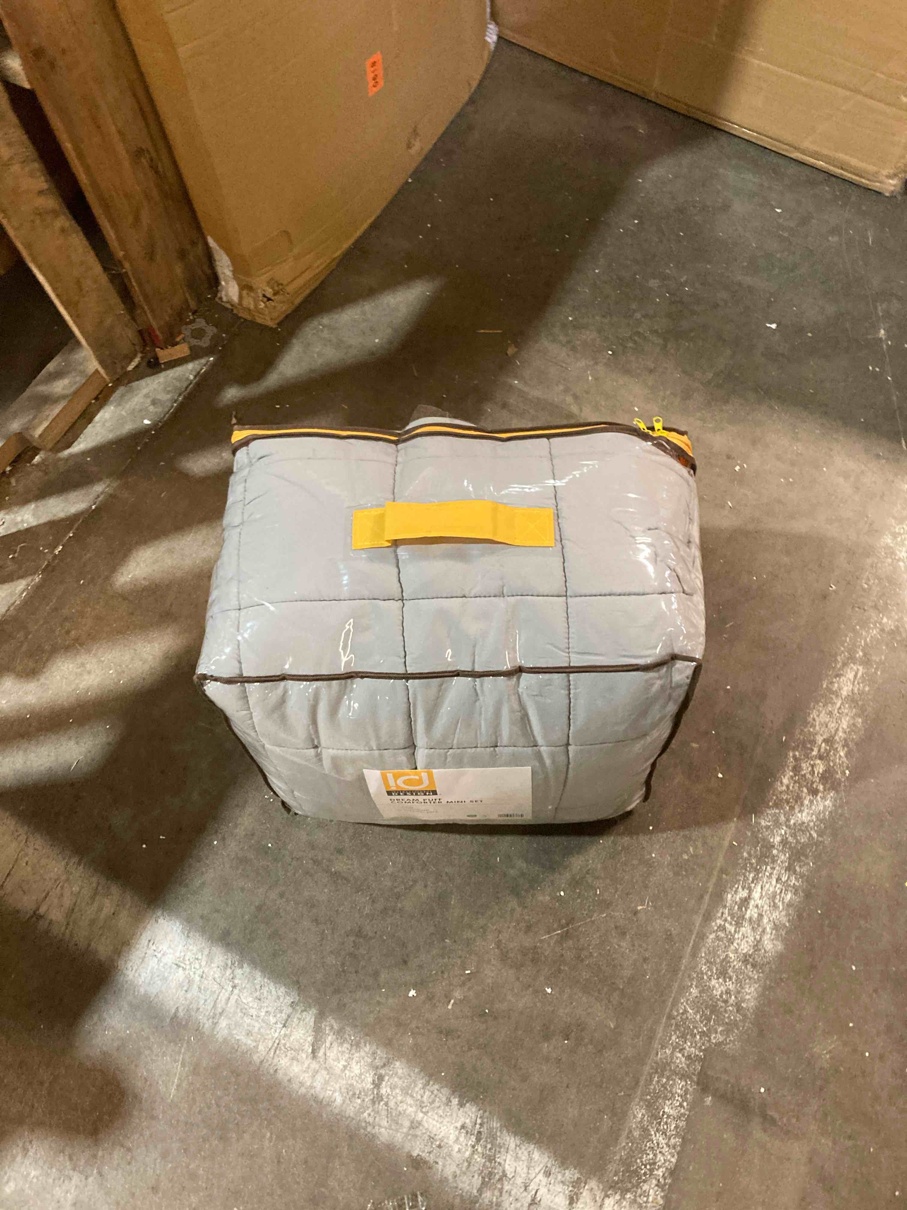 https://s3.amazonaws.com/lotting-images-prod/phillipi/PPE3503603_1756492757865.jpeg