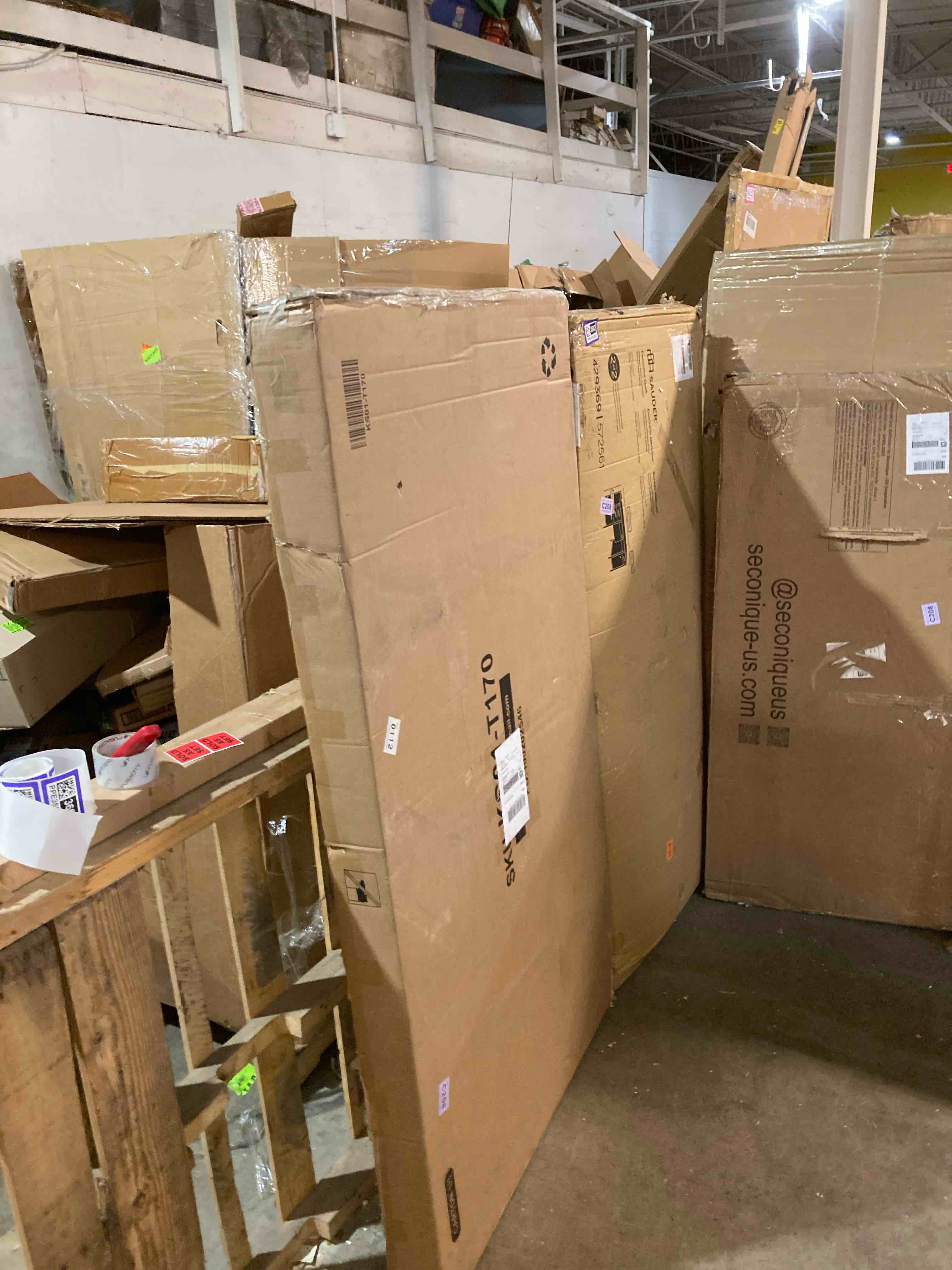 https://s3.amazonaws.com/lotting-images-prod/phillipi/PPE3503608_1756493360162.jpeg