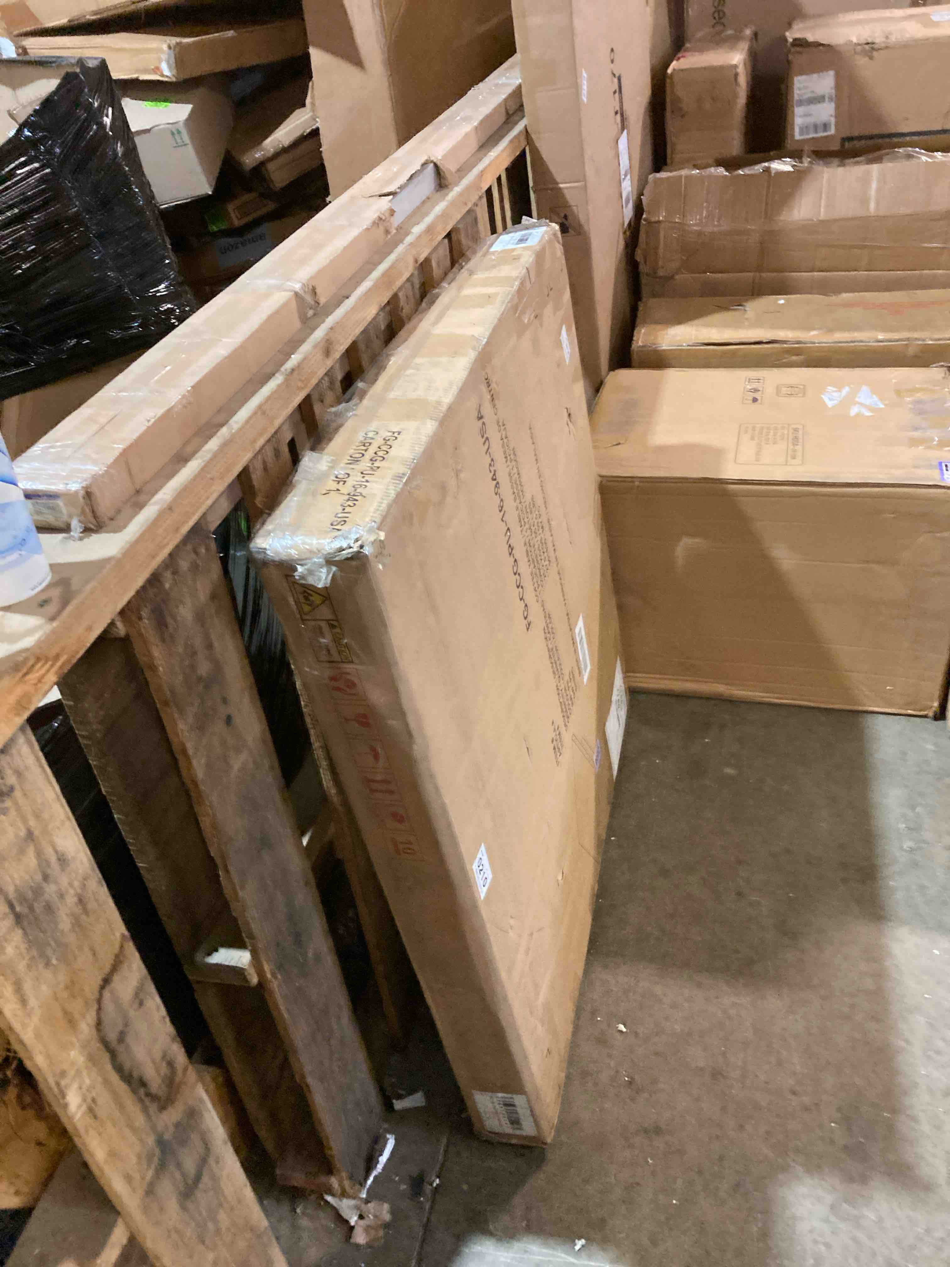 https://s3.amazonaws.com/lotting-images-prod/phillipi/PPE3503618_1756494571747.jpeg