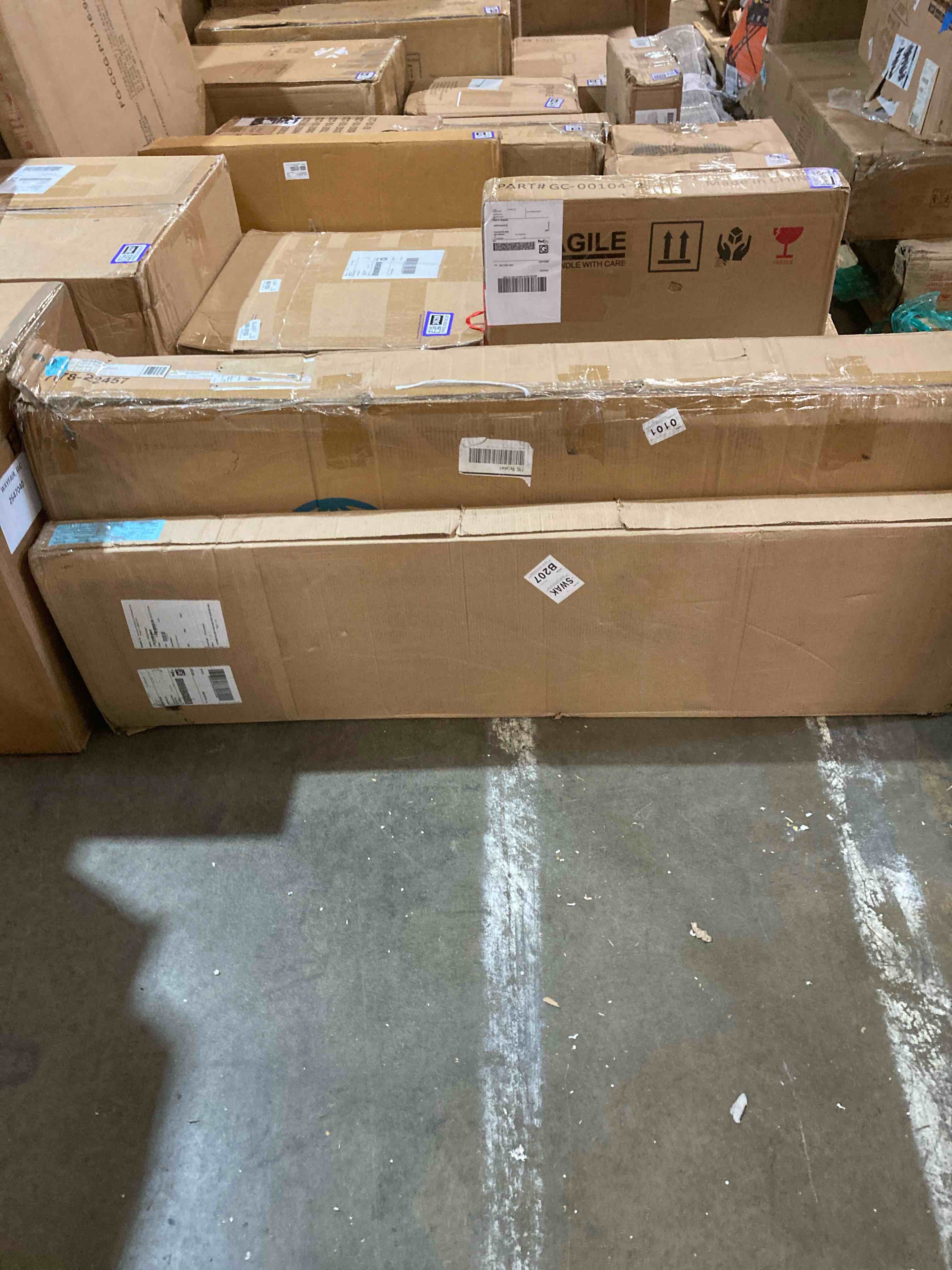 https://s3.amazonaws.com/lotting-images-prod/phillipi/PPE3503638_1756498186807.jpeg