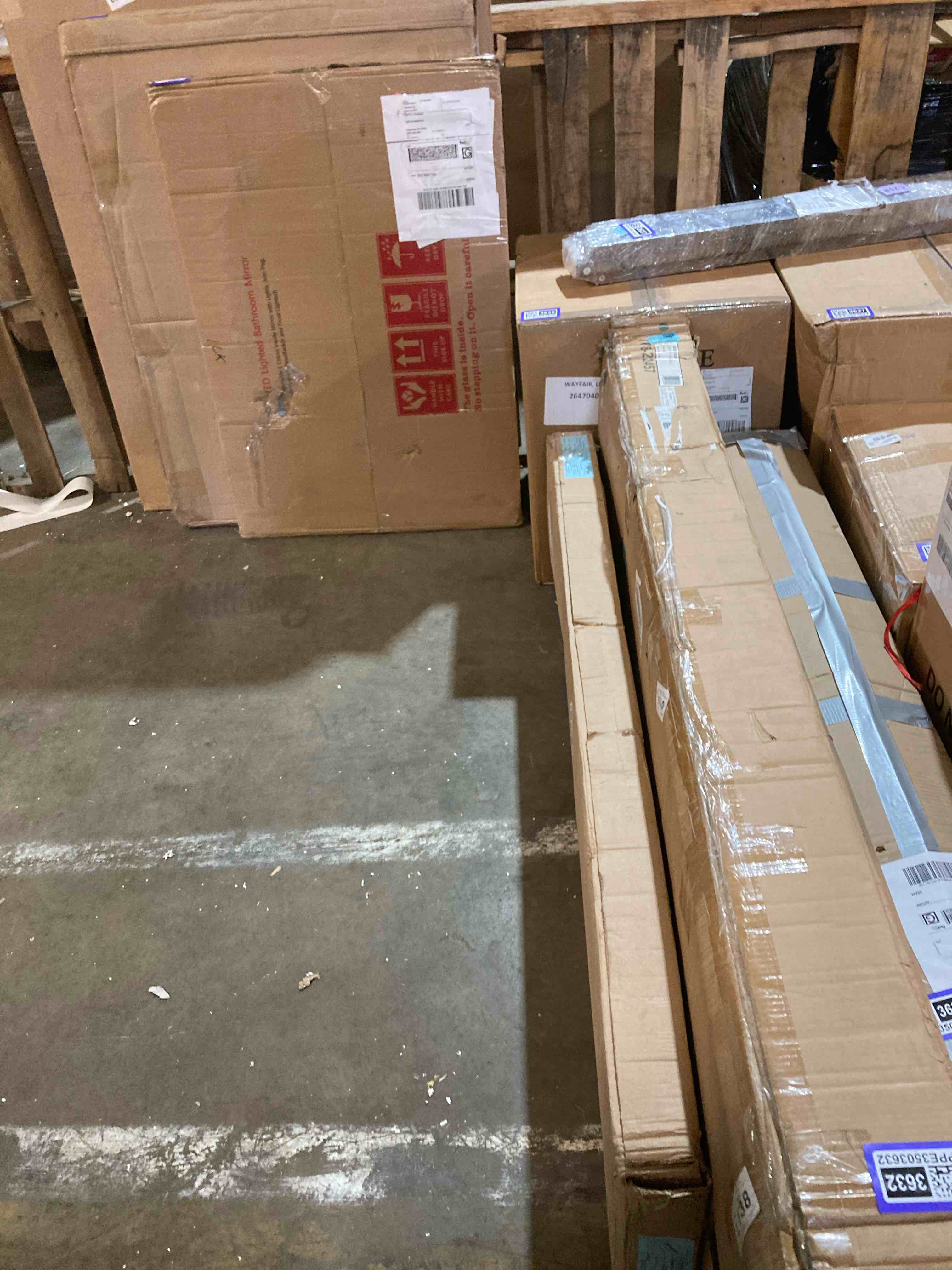https://s3.amazonaws.com/lotting-images-prod/phillipi/PPE3503638_1756498191114.jpeg