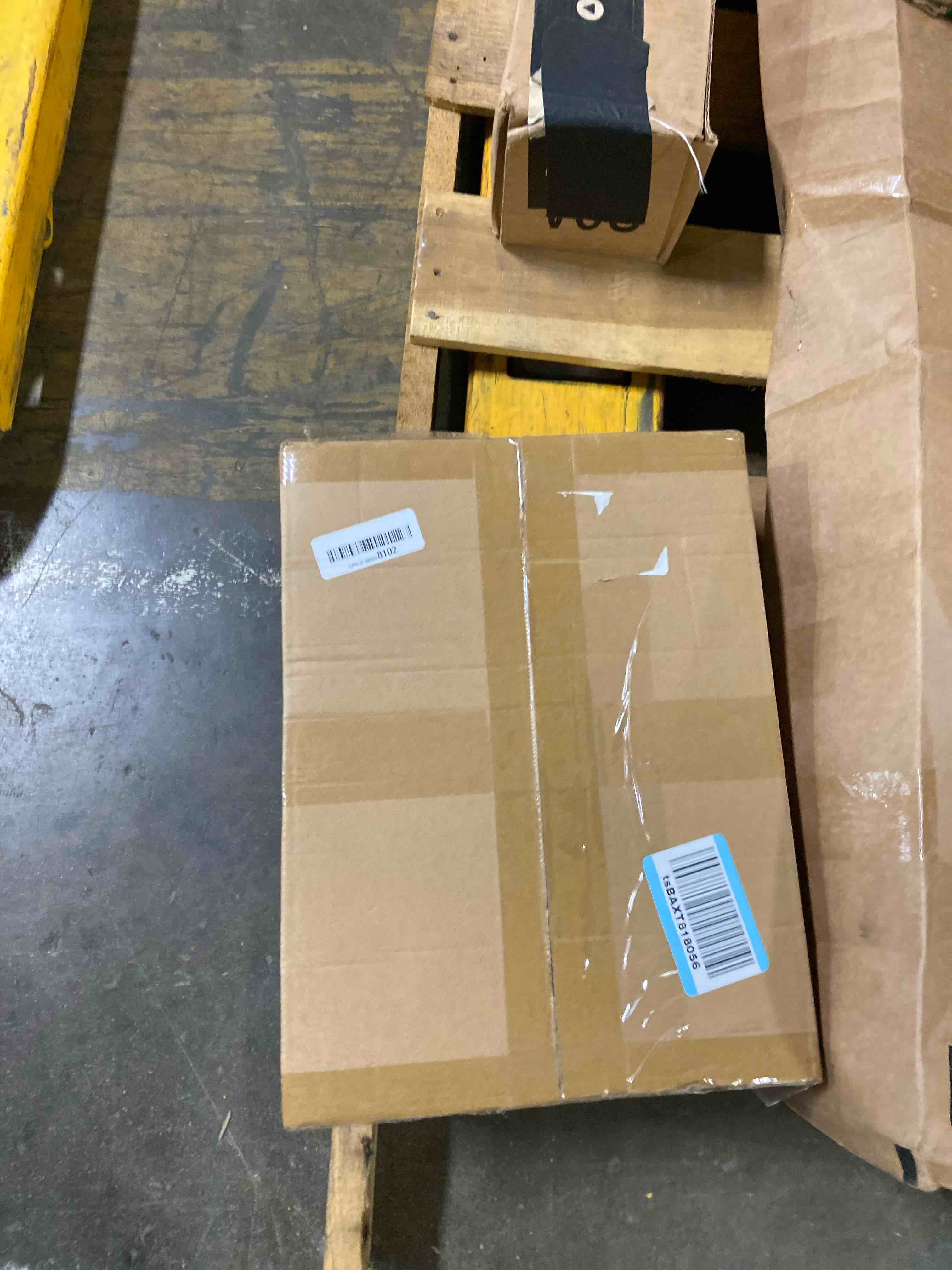 https://s3.amazonaws.com/lotting-images-prod/phillipi/PPE3503698_1756830216983.jpeg