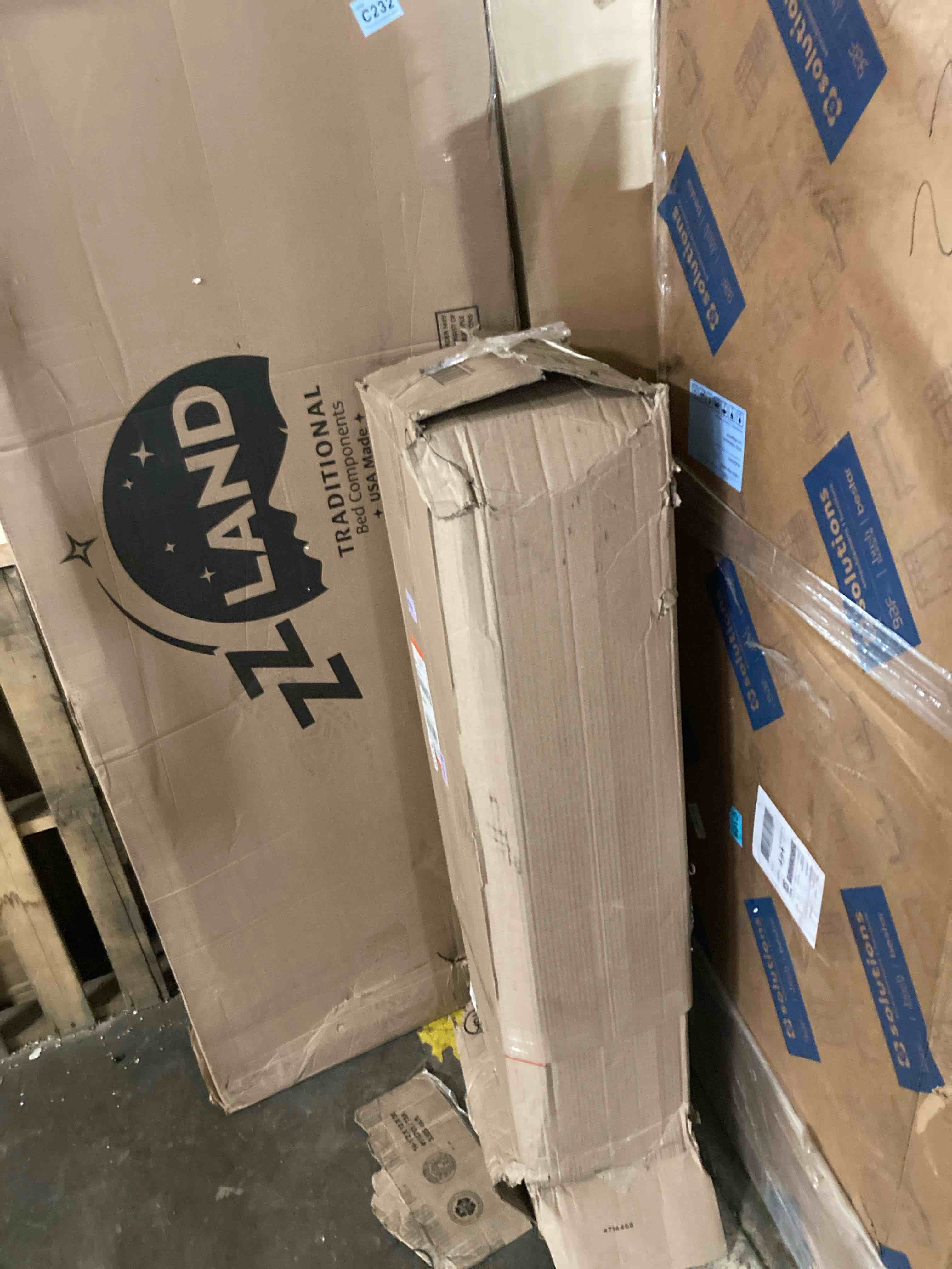 https://s3.amazonaws.com/lotting-images-prod/phillipi/PPE3503832_1756836944391.jpeg