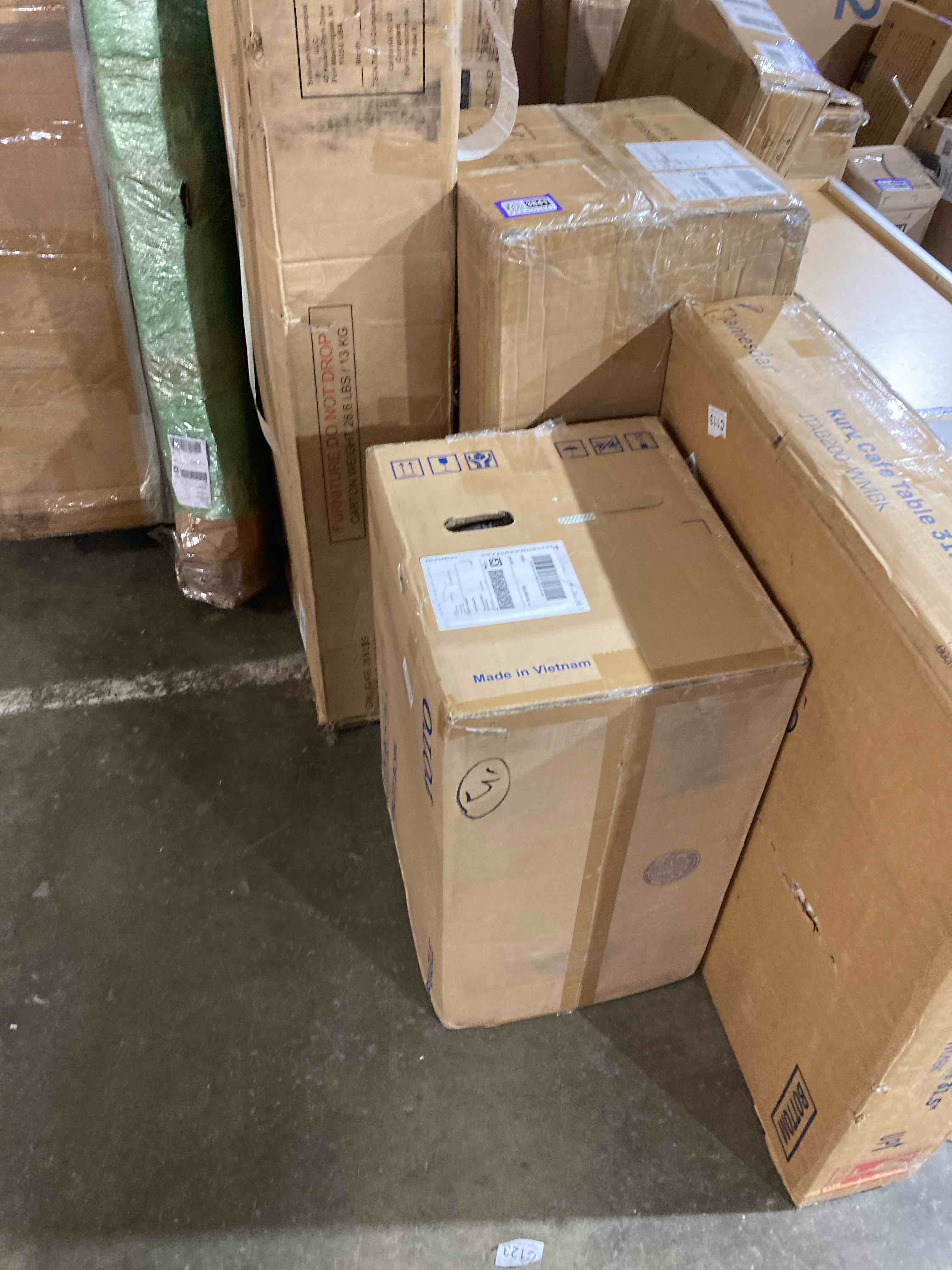 https://s3.amazonaws.com/lotting-images-prod/phillipi/PPE3503837_1756835683823.jpeg