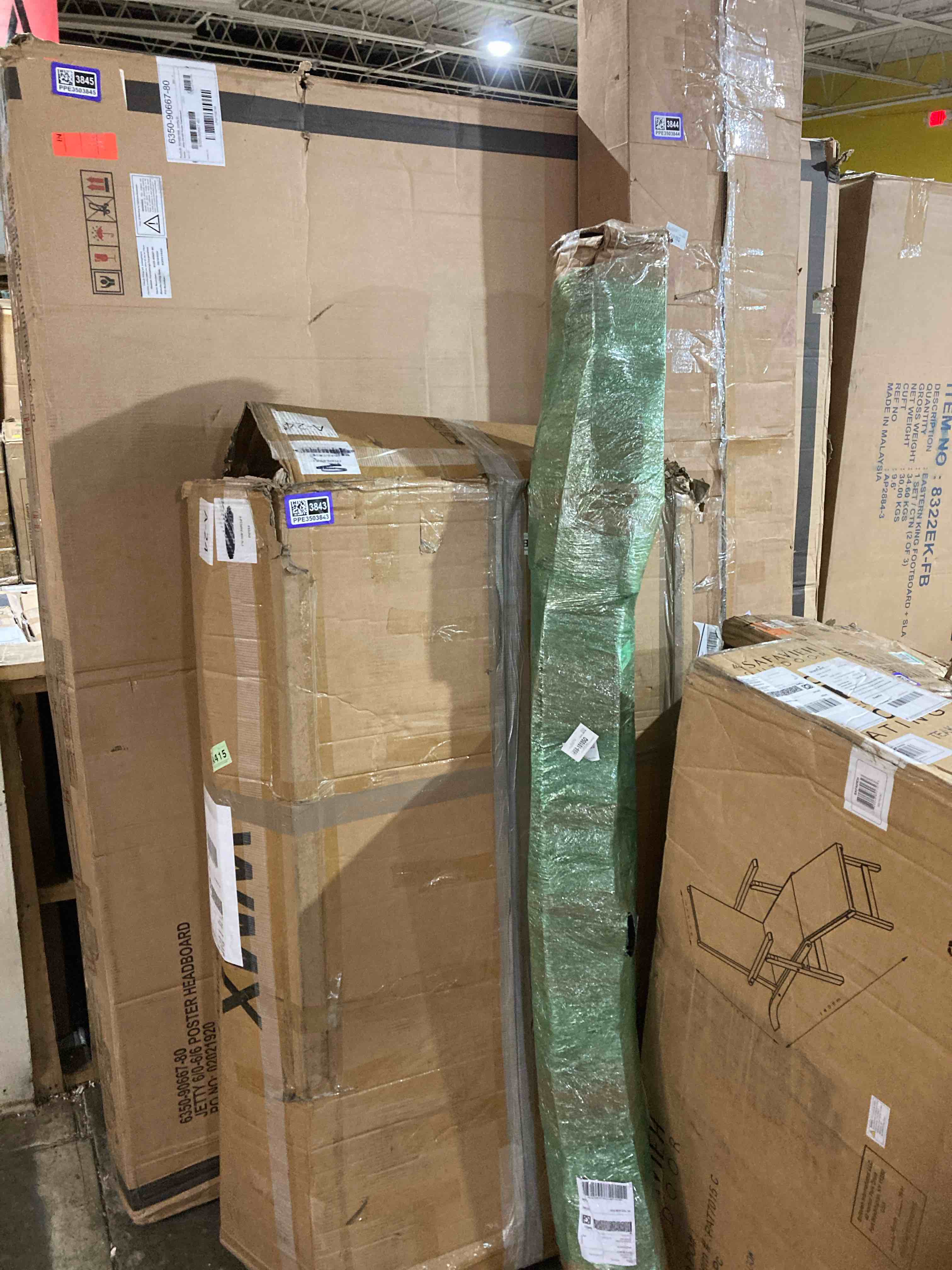 https://s3.amazonaws.com/lotting-images-prod/phillipi/PPE3503839_1756835136458.jpeg