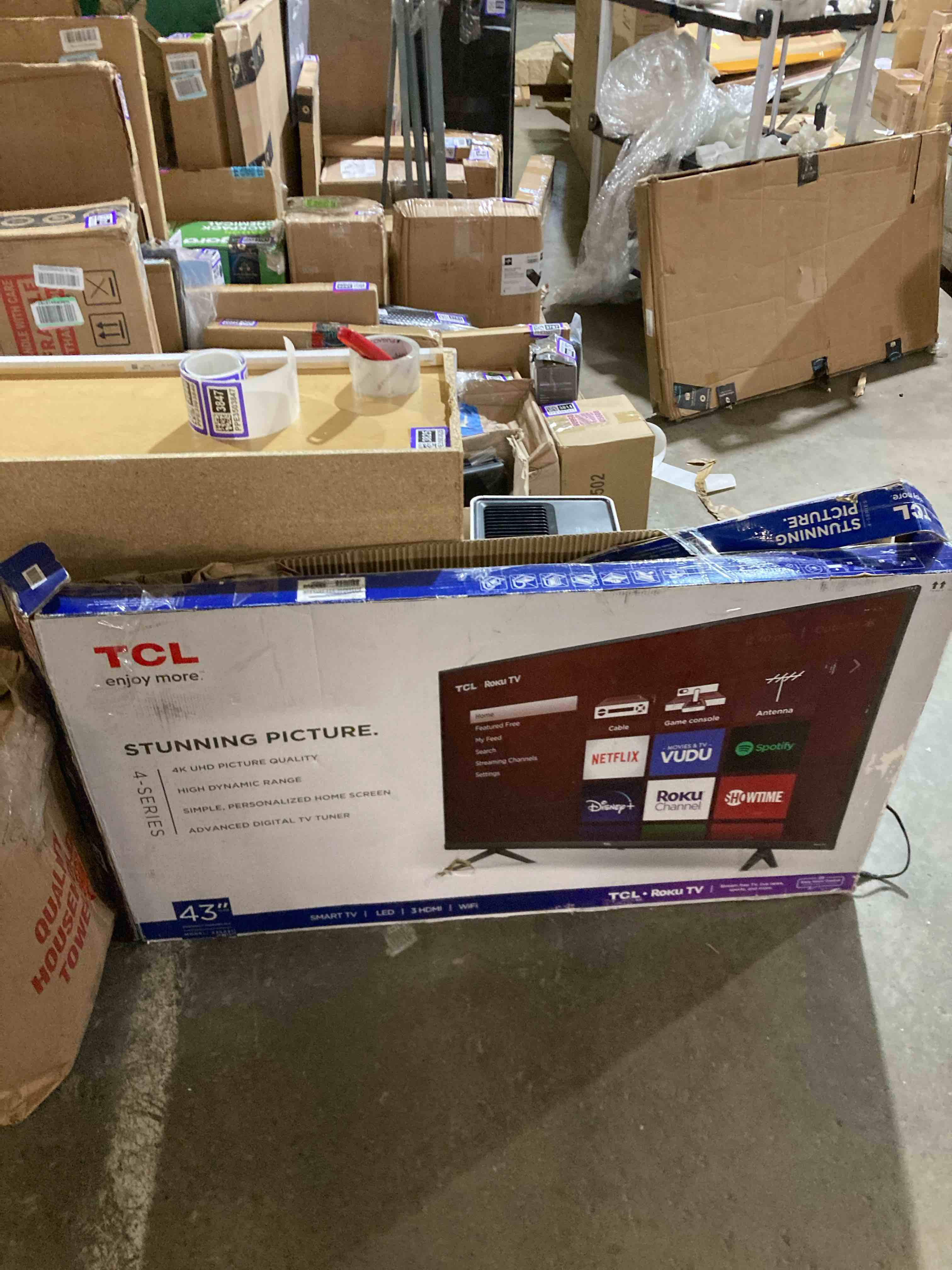 https://s3.amazonaws.com/lotting-images-prod/phillipi/PPE3503847_1756833476277.jpeg