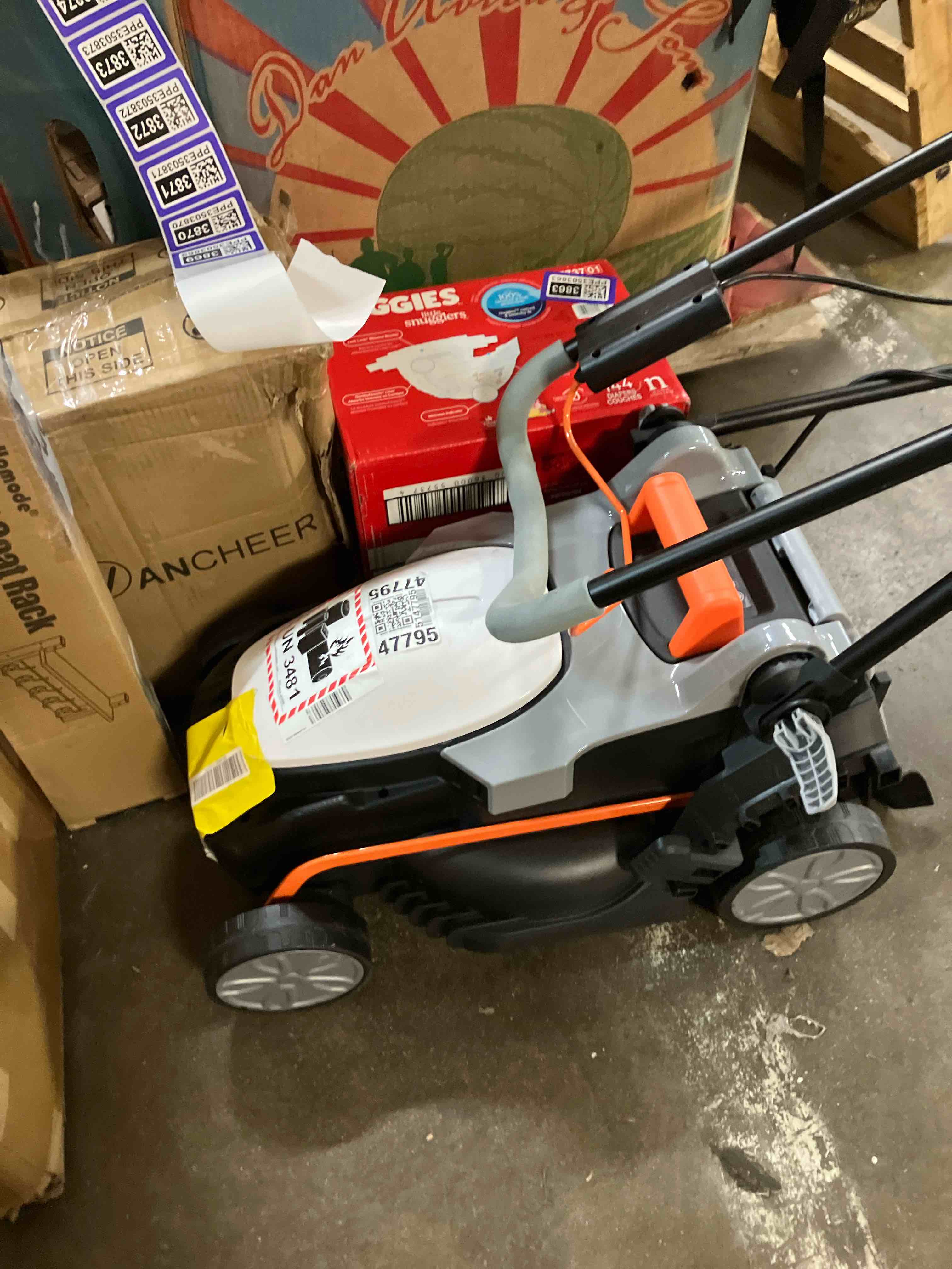 https://s3.amazonaws.com/lotting-images-prod/phillipi/PPE3503869_1756905025461.jpeg