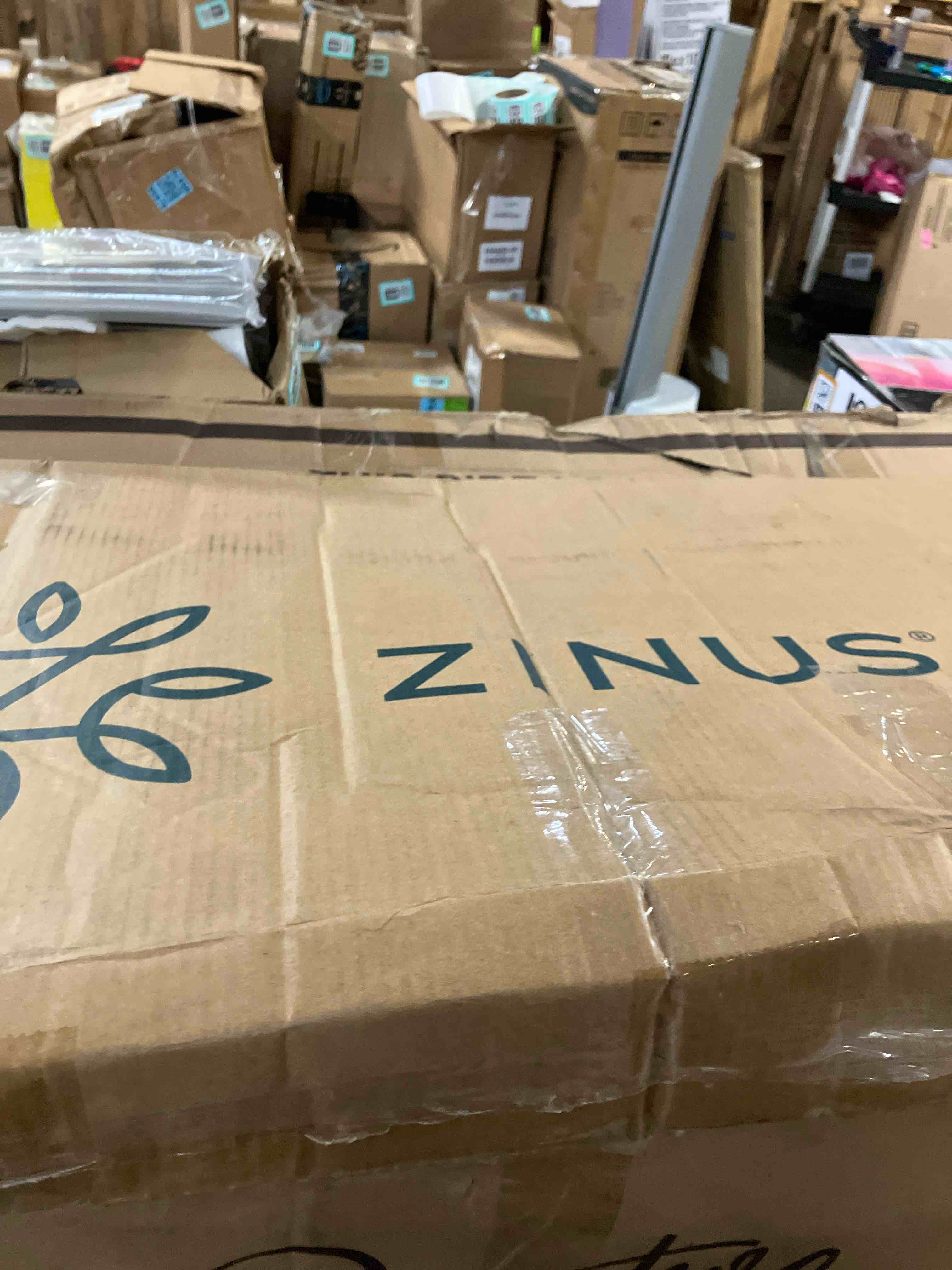 https://s3.amazonaws.com/lotting-images-prod/phillipi/PPE3503918_1756915243040.jpeg