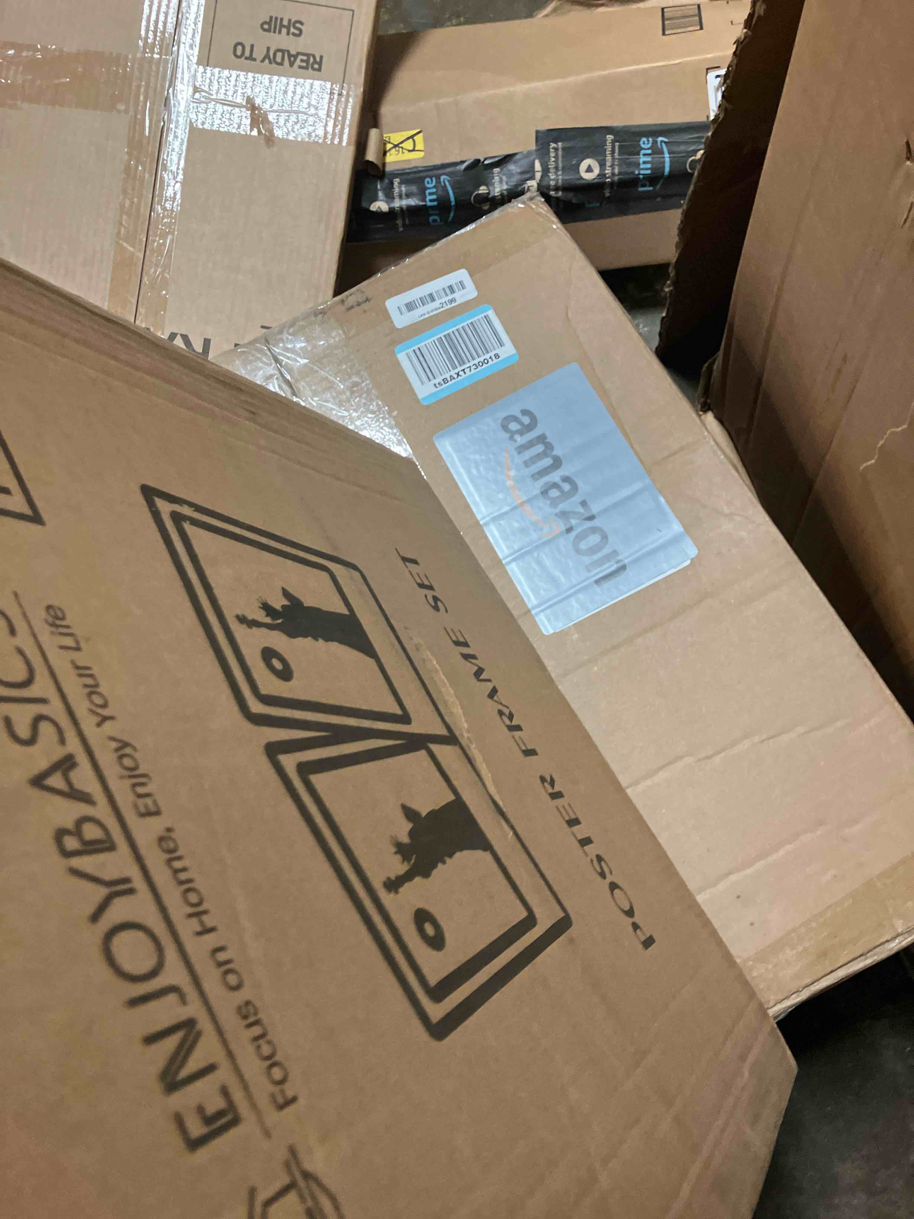 https://s3.amazonaws.com/lotting-images-prod/phillipi/PPE3503982_1756930064554.jpeg