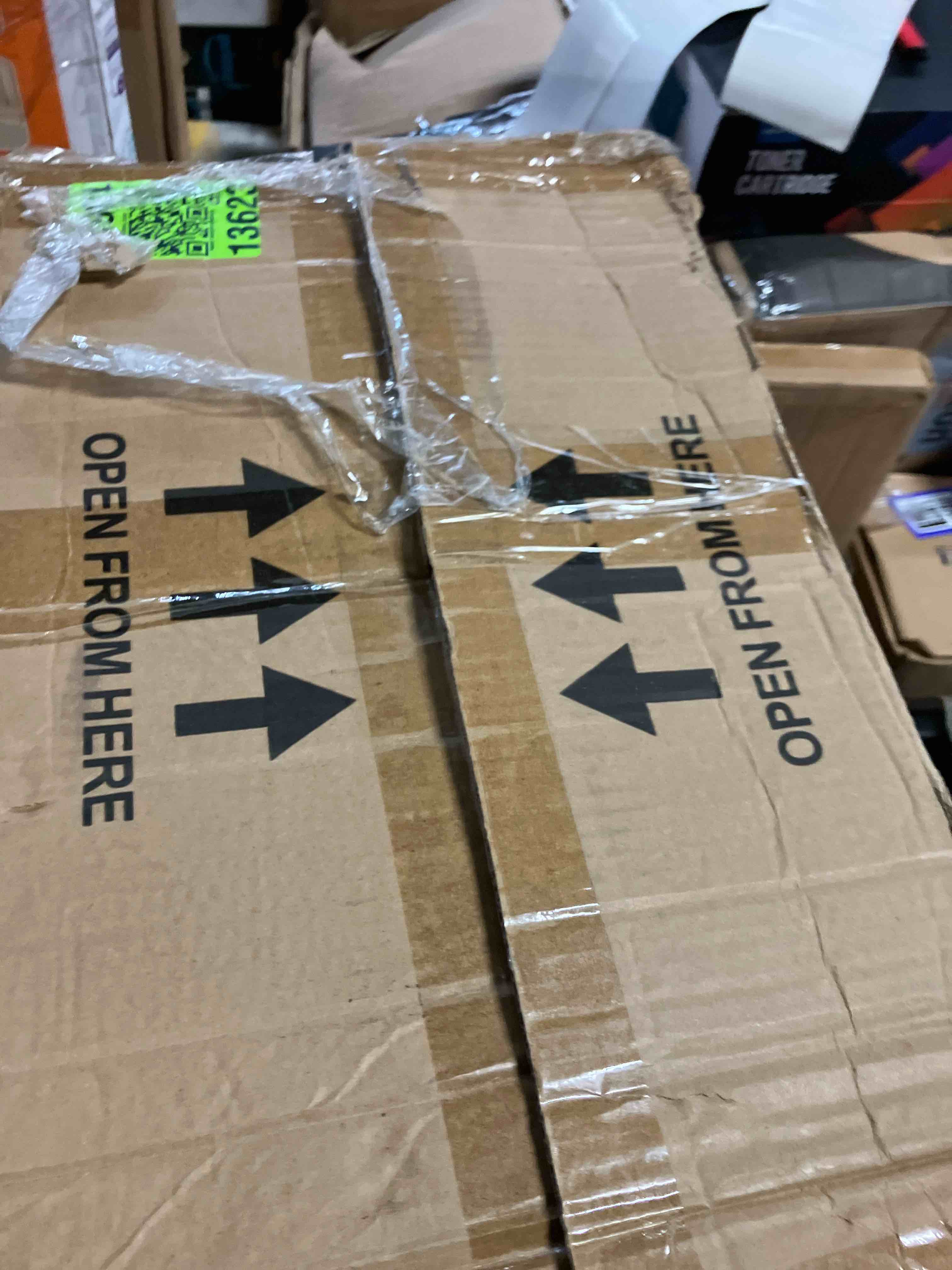 https://s3.amazonaws.com/lotting-images-prod/phillipi/PPE3503985_1756930889435.jpeg