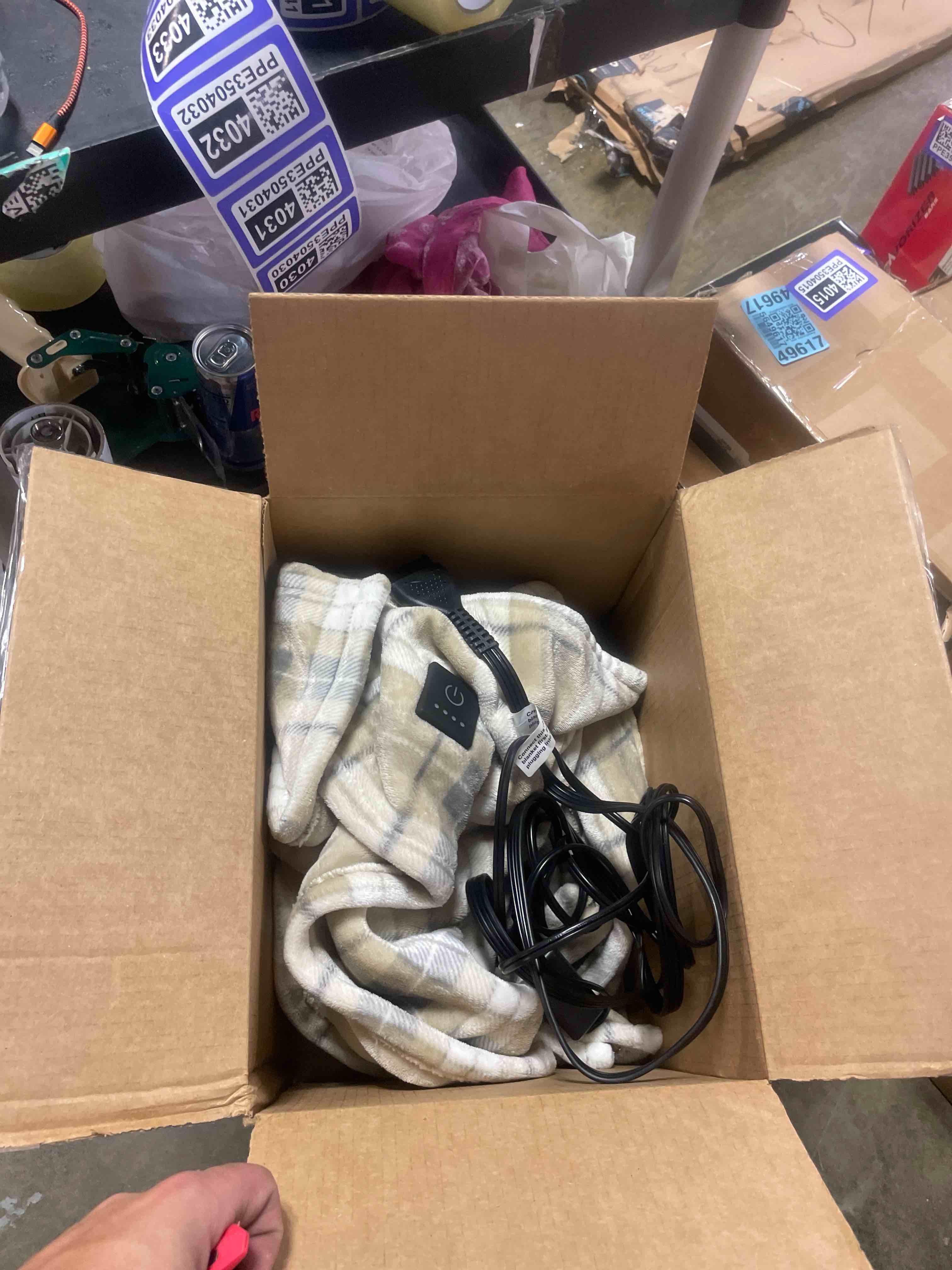 https://s3.amazonaws.com/lotting-images-prod/phillipi/PPE3504030_1757007337282.jpeg