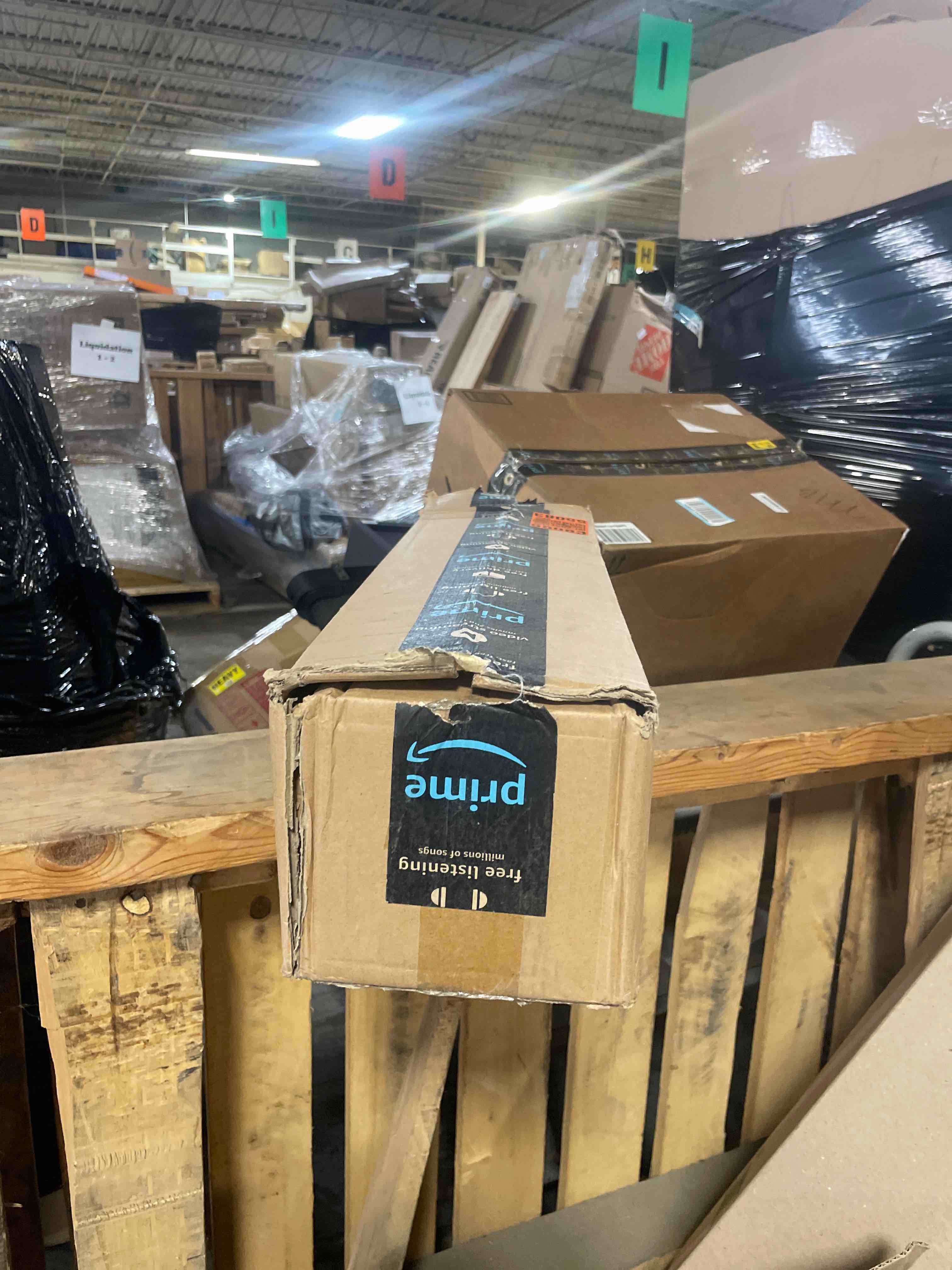 https://s3.amazonaws.com/lotting-images-prod/phillipi/PPE3504034_1757008373750.jpeg