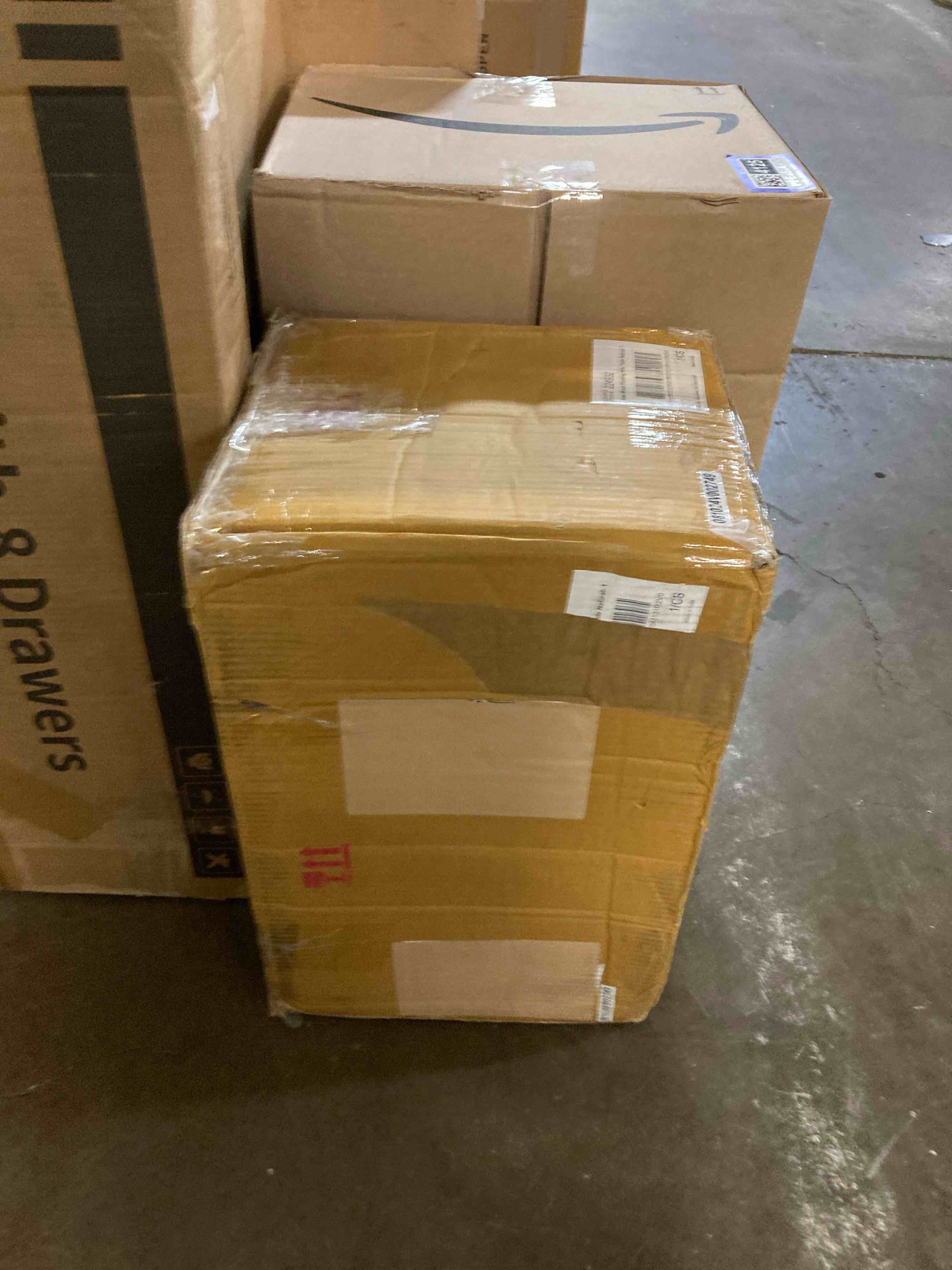 https://s3.amazonaws.com/lotting-images-prod/phillipi/PPE3504129_1757094813318.jpeg