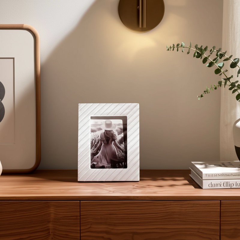 Marble Ridged Photo Frame, White