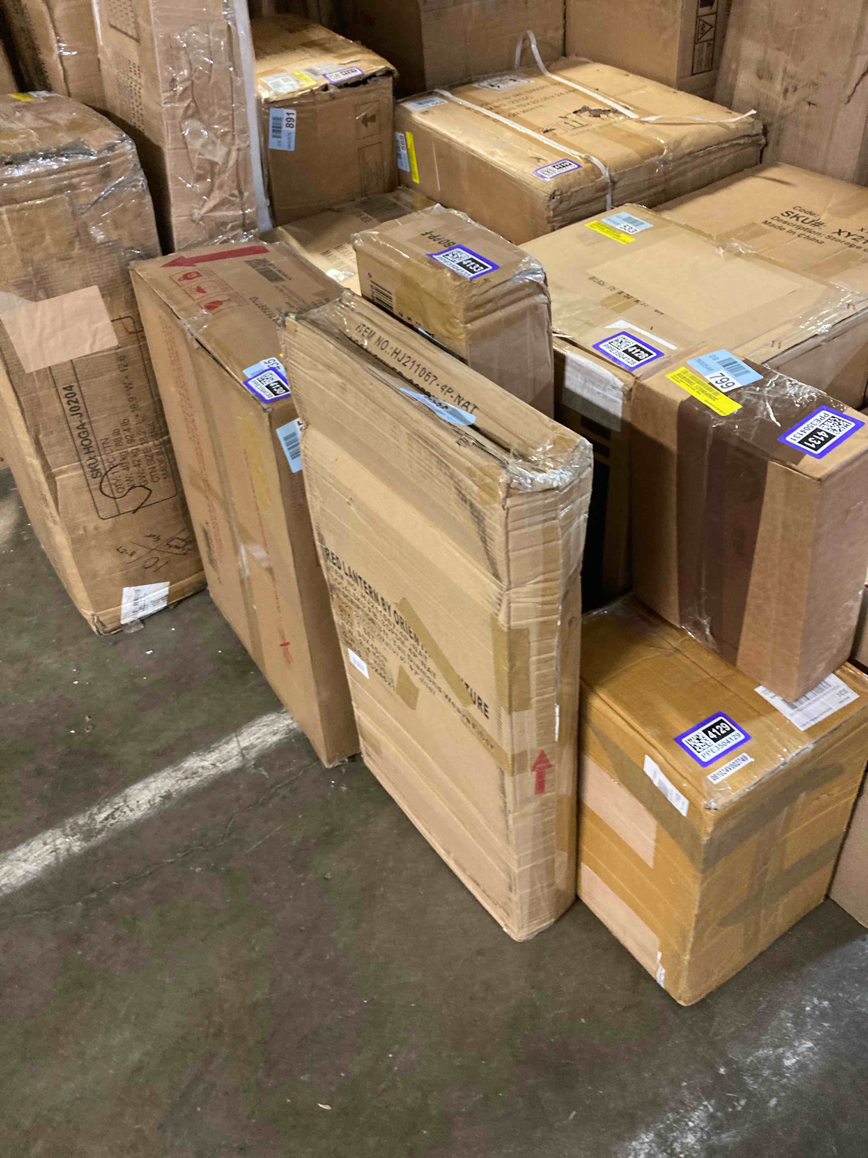 https://s3.amazonaws.com/lotting-images-prod/phillipi/PPE3504135_1757096097253.jpeg