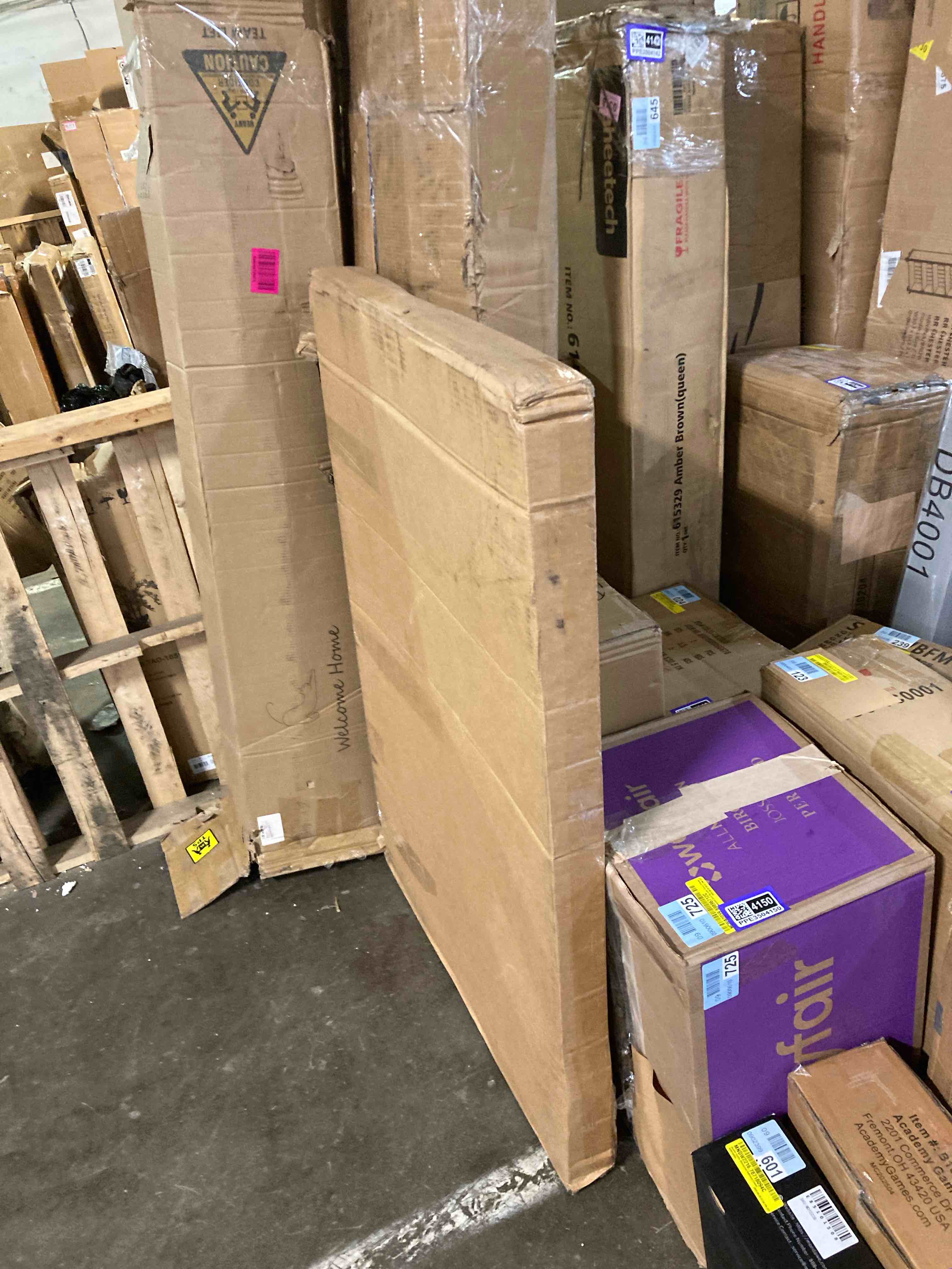 https://s3.amazonaws.com/lotting-images-prod/phillipi/PPE3504153_1757100429206.jpeg