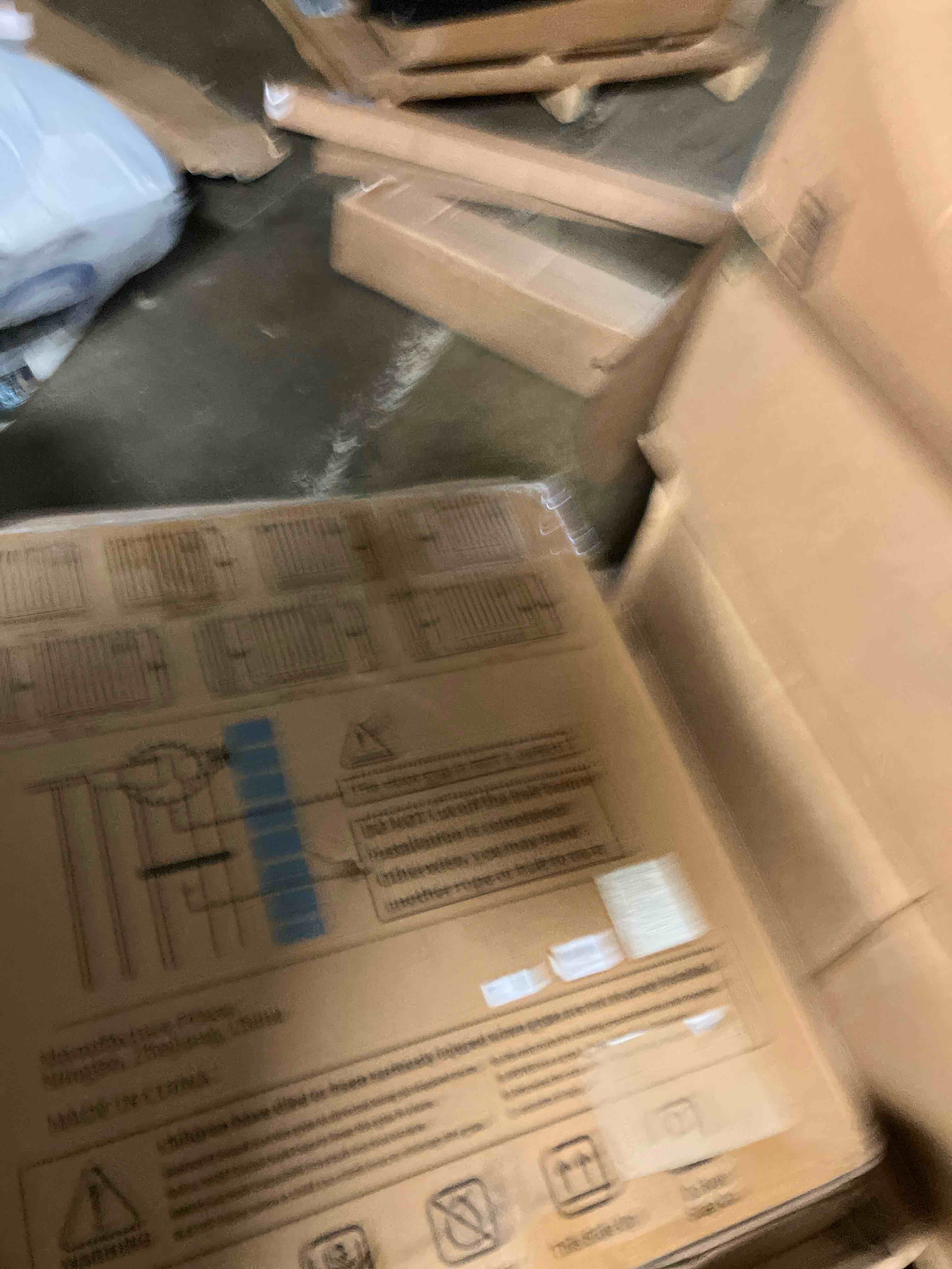 https://s3.amazonaws.com/lotting-images-prod/phillipi/PPE3504440_1757532342213.jpeg