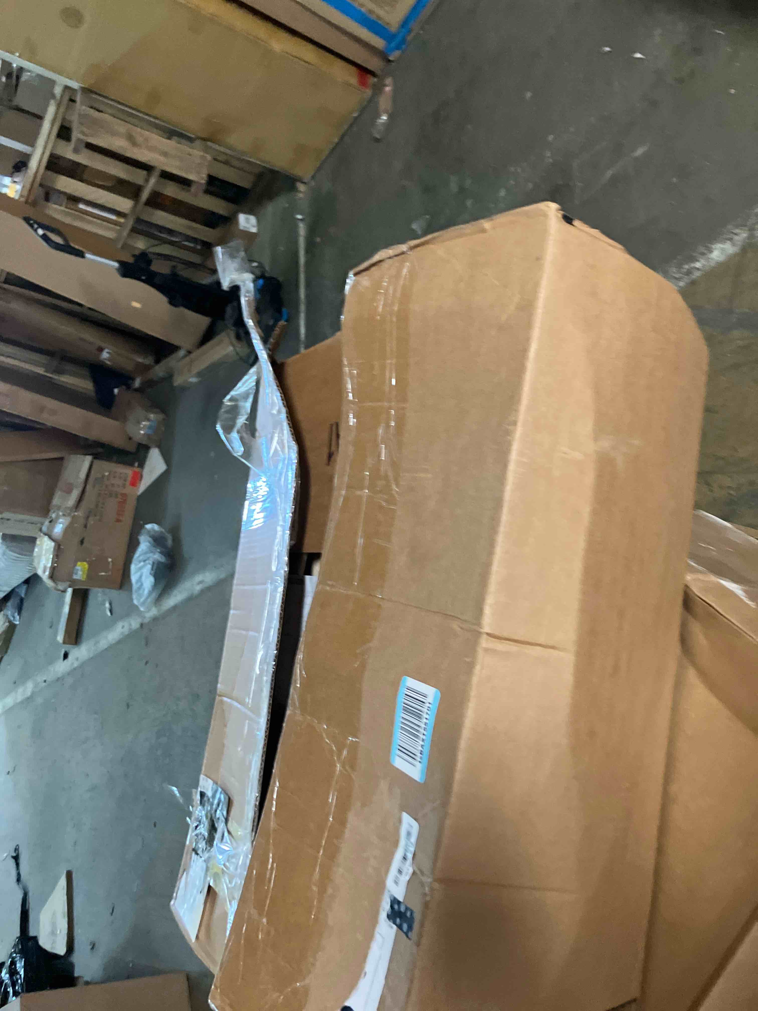 https://s3.amazonaws.com/lotting-images-prod/phillipi/PPE3504441_1757532703798.jpeg