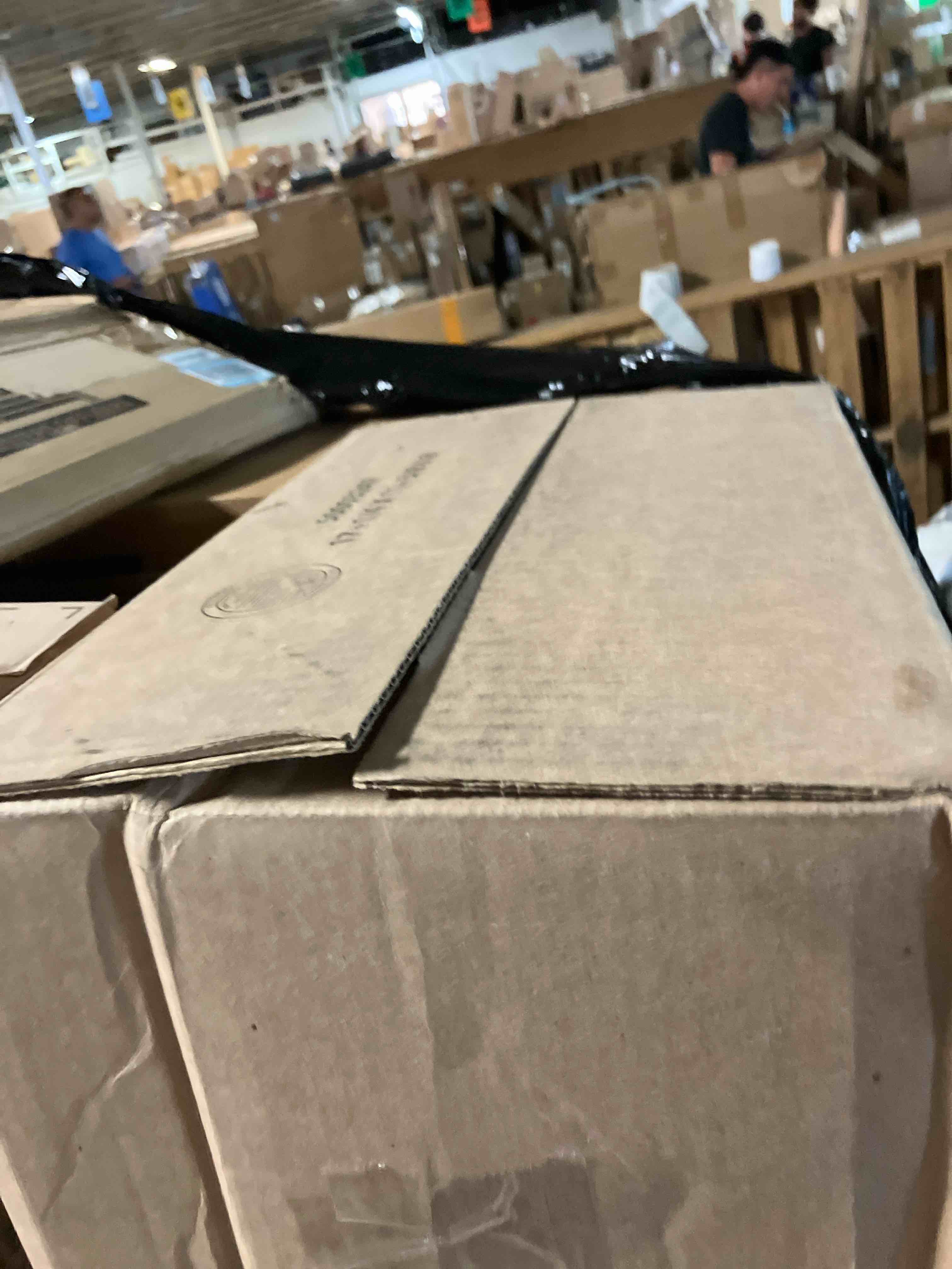 https://s3.amazonaws.com/lotting-images-prod/phillipi/PPE3504446_1757536762419.jpeg