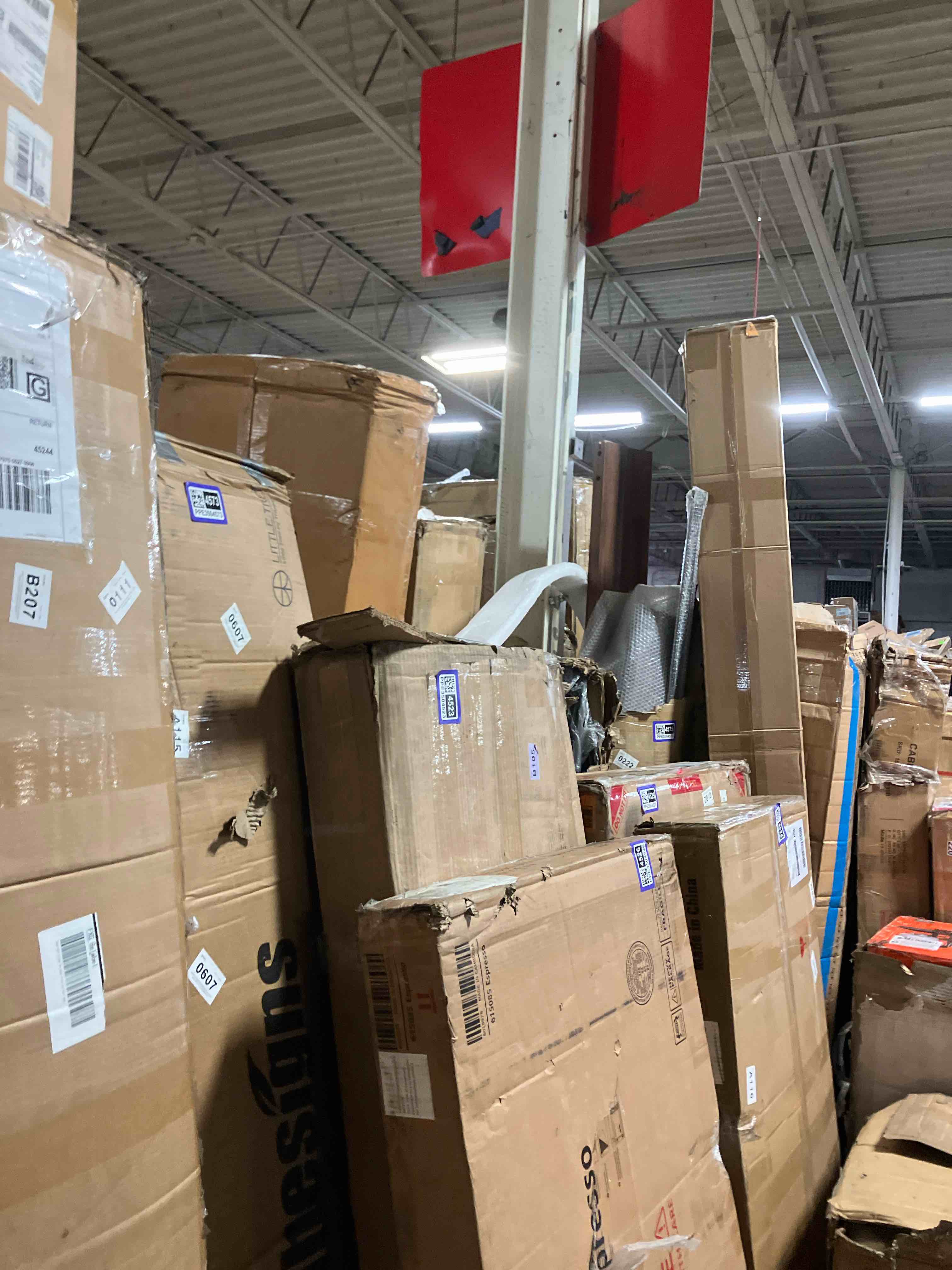 https://s3.amazonaws.com/lotting-images-prod/phillipi/PPE3504523_1758819686332.jpeg