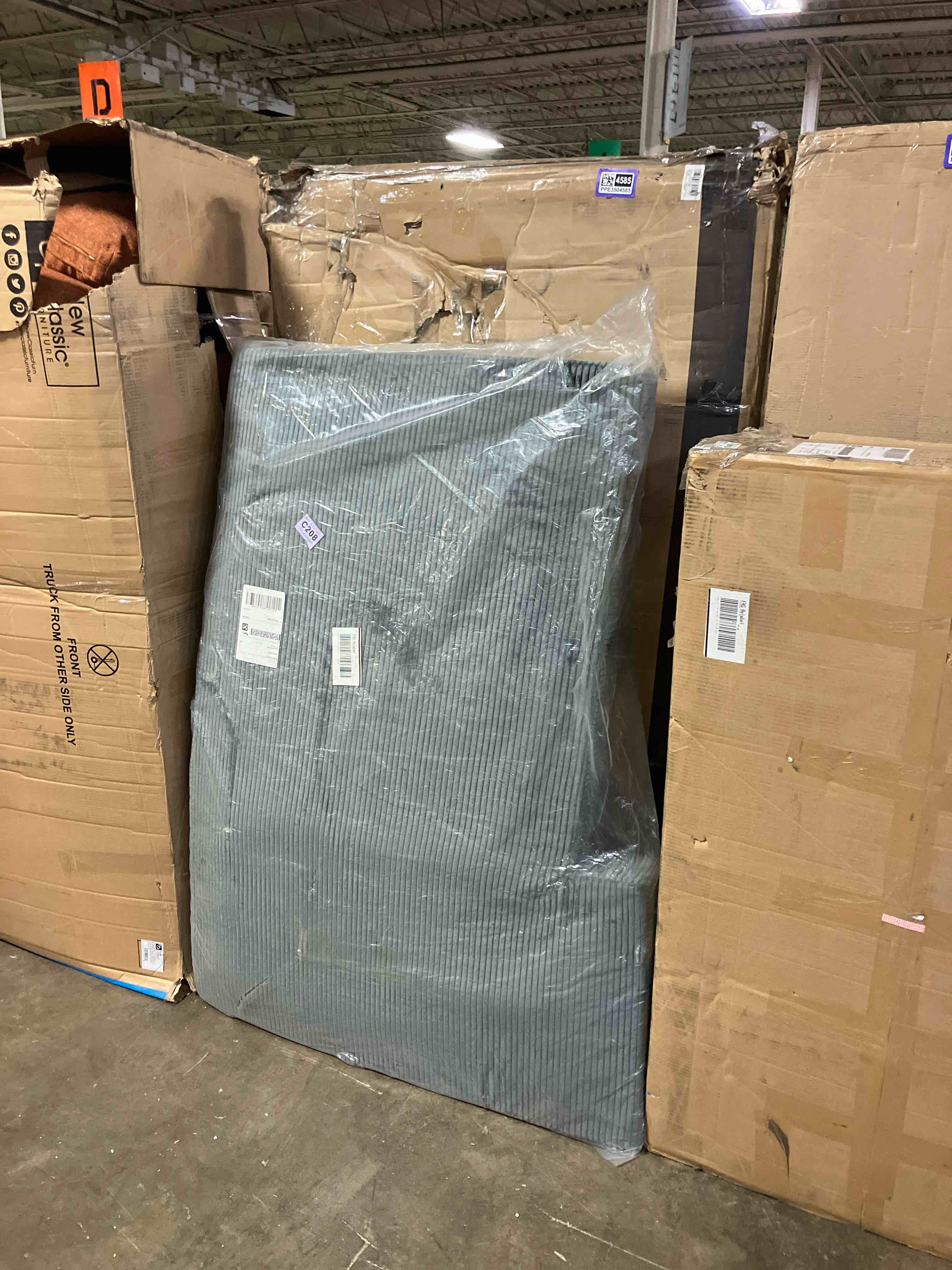 https://s3.amazonaws.com/lotting-images-prod/phillipi/PPE3504582_1758807779143.jpeg