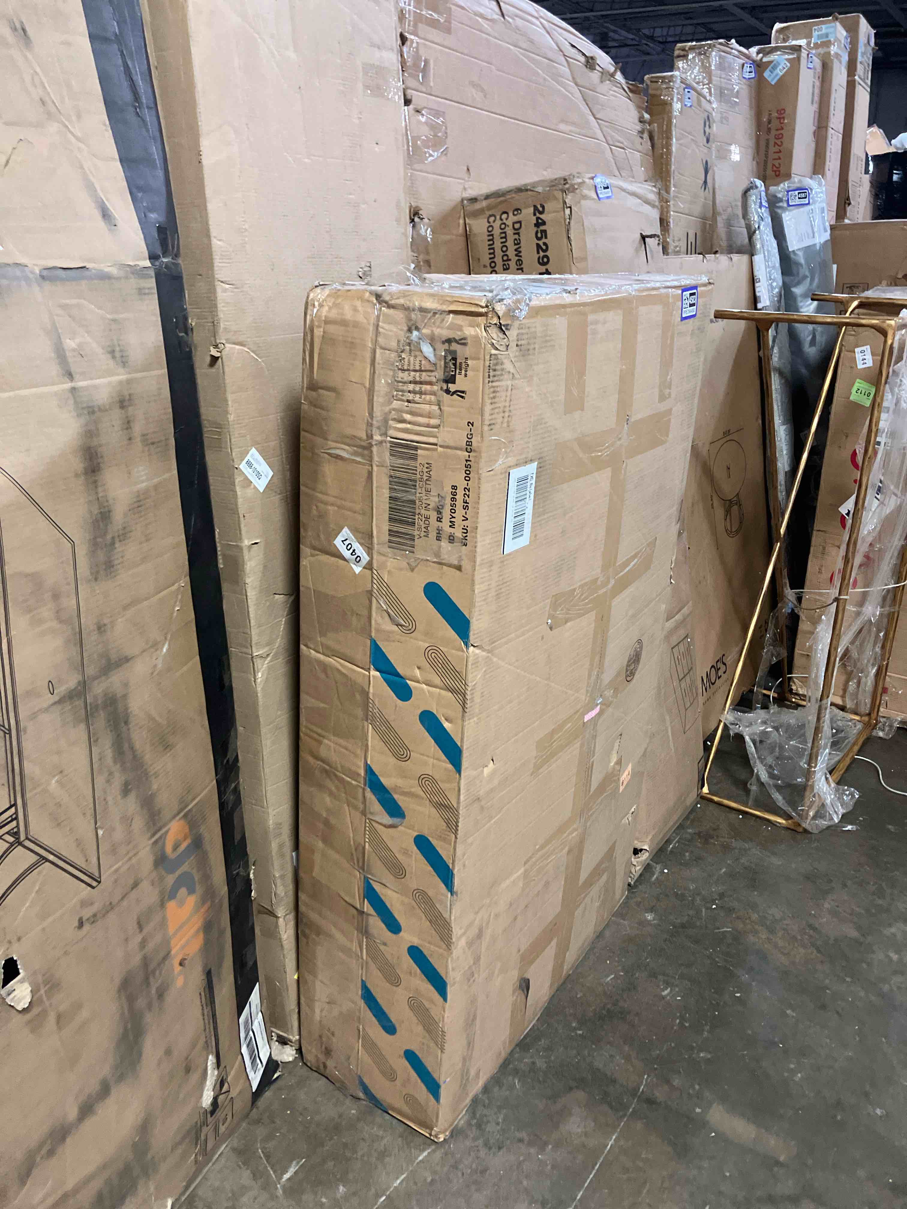 https://s3.amazonaws.com/lotting-images-prod/phillipi/PPE3504583_1758807652202.jpeg