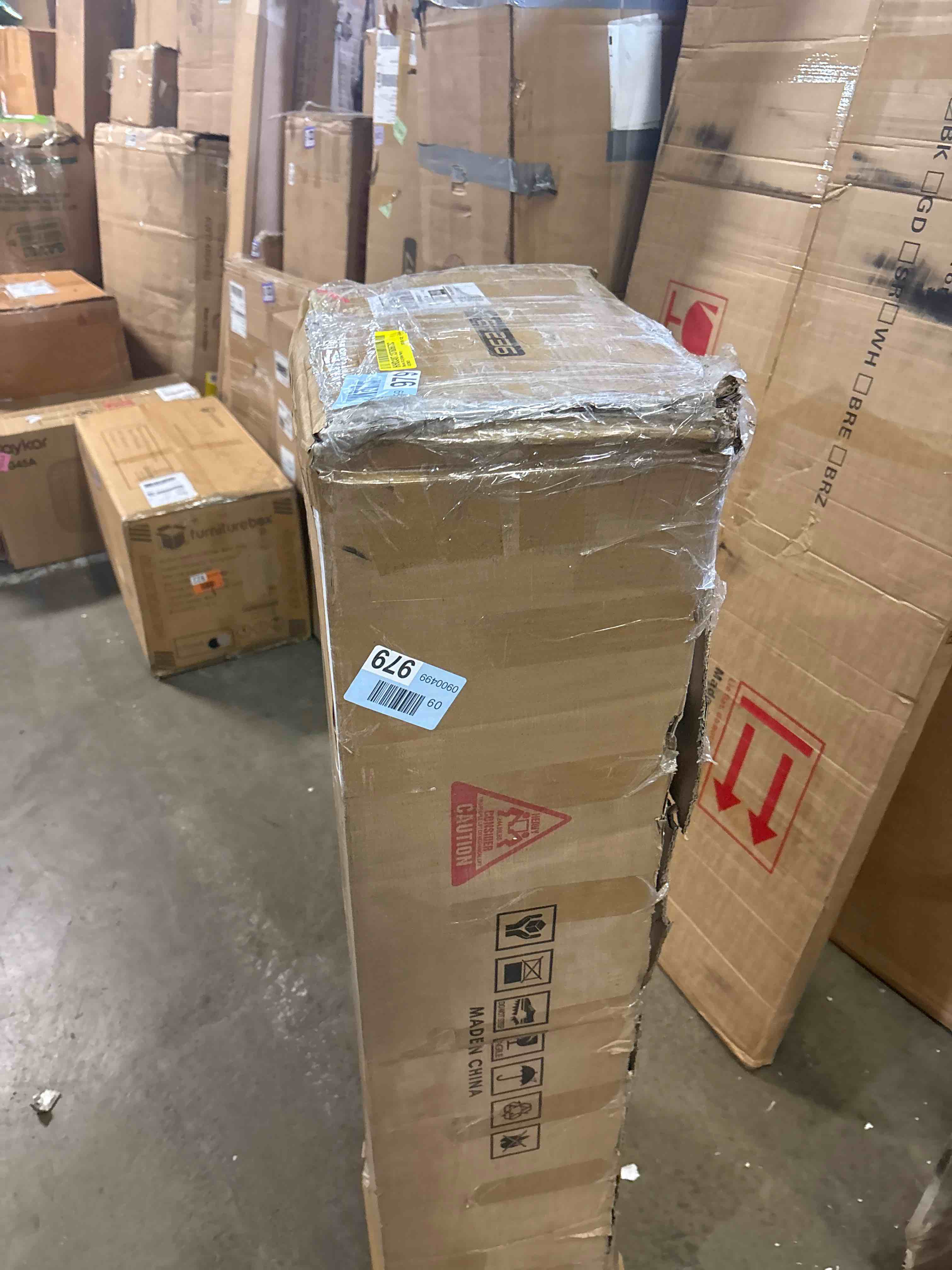 https://s3.amazonaws.com/lotting-images-prod/phillipi/PPE3504617_1758737004256.jpeg