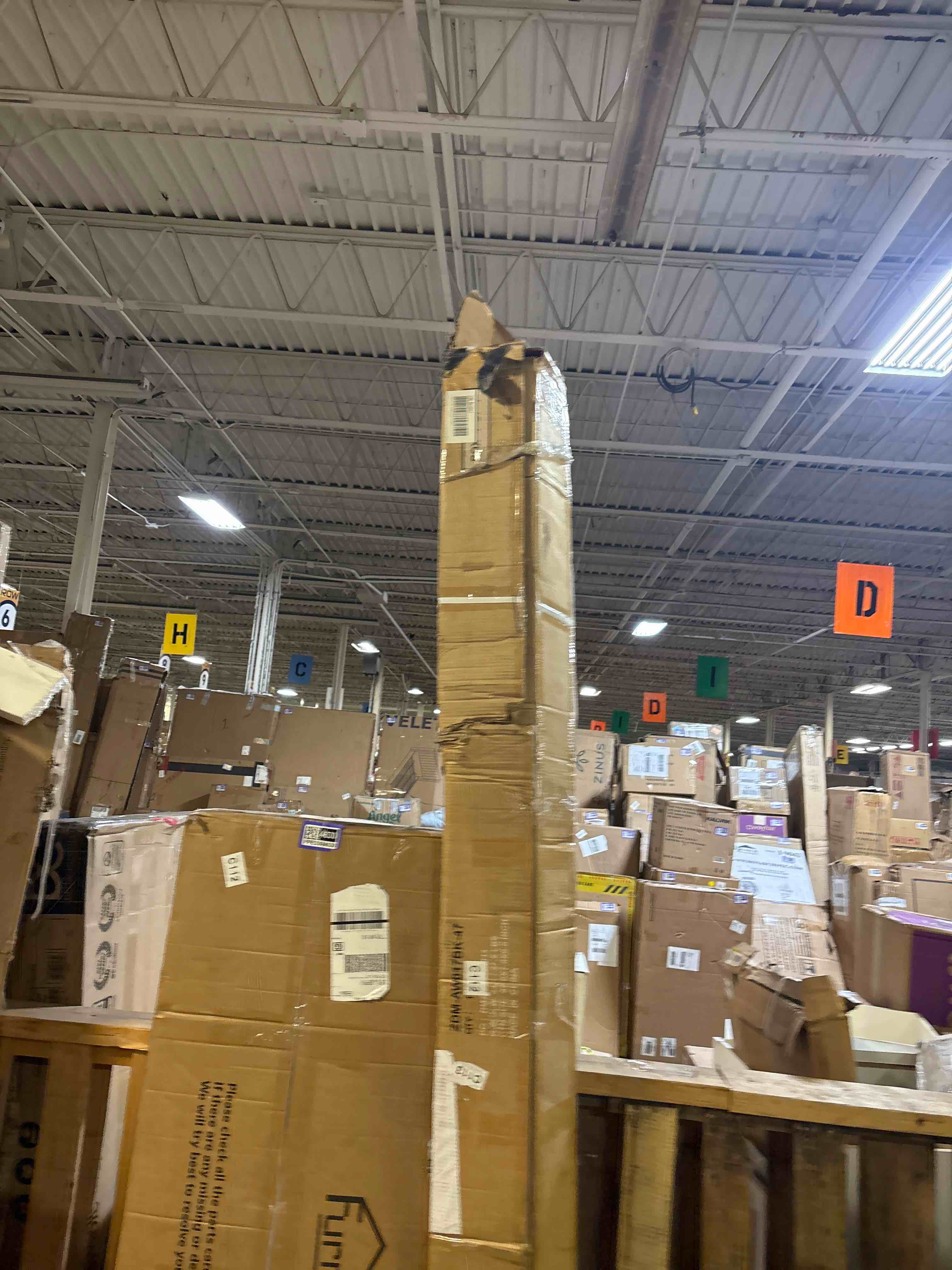 https://s3.amazonaws.com/lotting-images-prod/phillipi/PPE3504629_1758728066579.jpeg