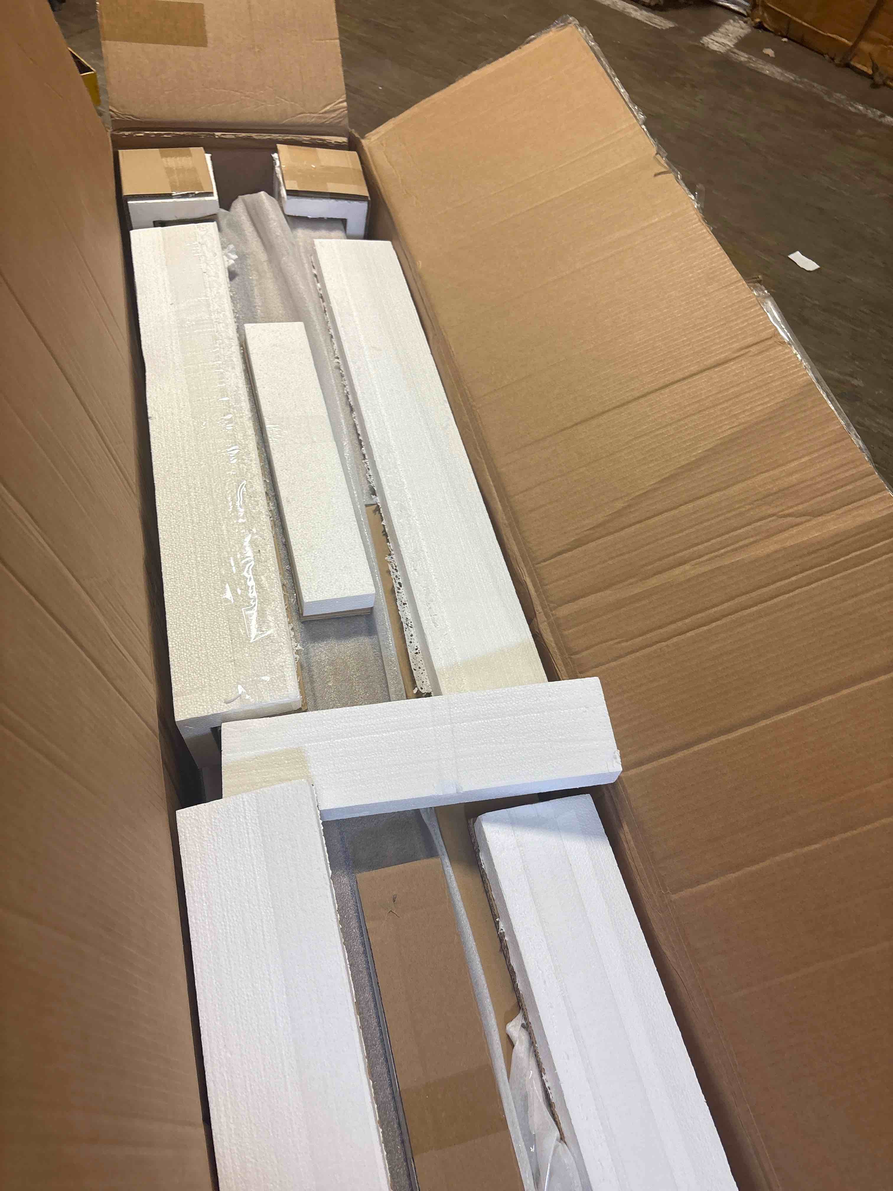 https://s3.amazonaws.com/lotting-images-prod/phillipi/PPE3504709_1758812846352.jpeg