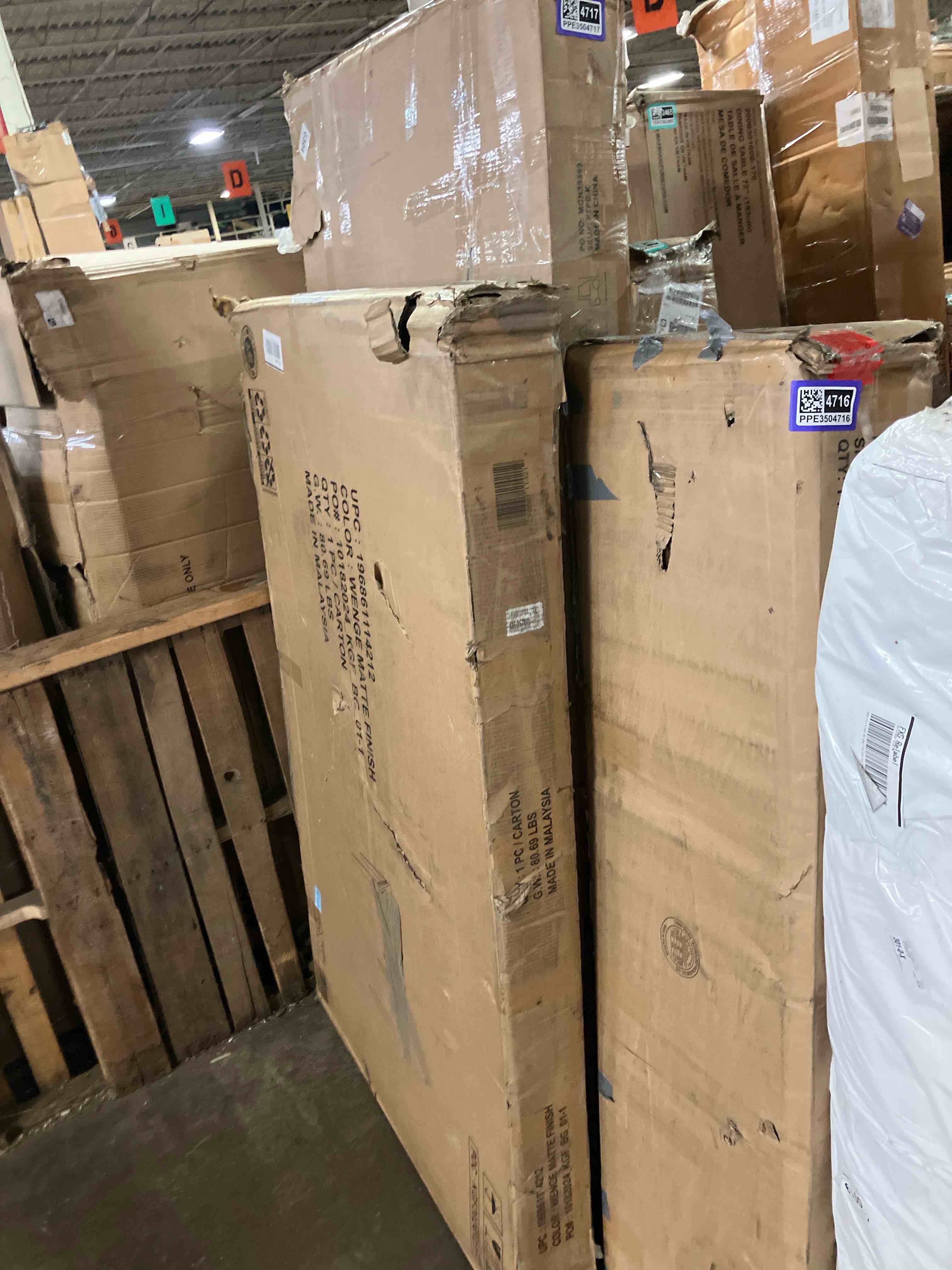 https://s3.amazonaws.com/lotting-images-prod/phillipi/PPE3504719_1758816863079.jpeg