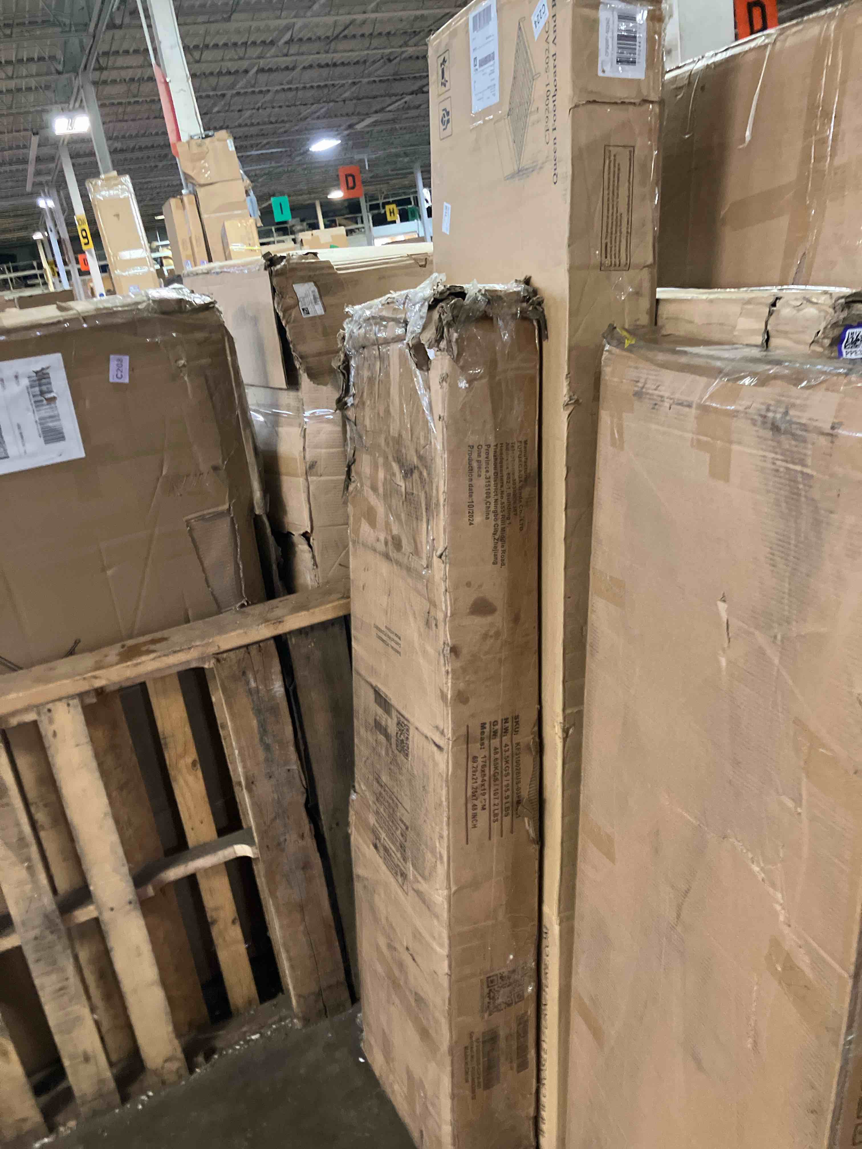https://s3.amazonaws.com/lotting-images-prod/phillipi/PPE3504723_1758817567013.jpeg