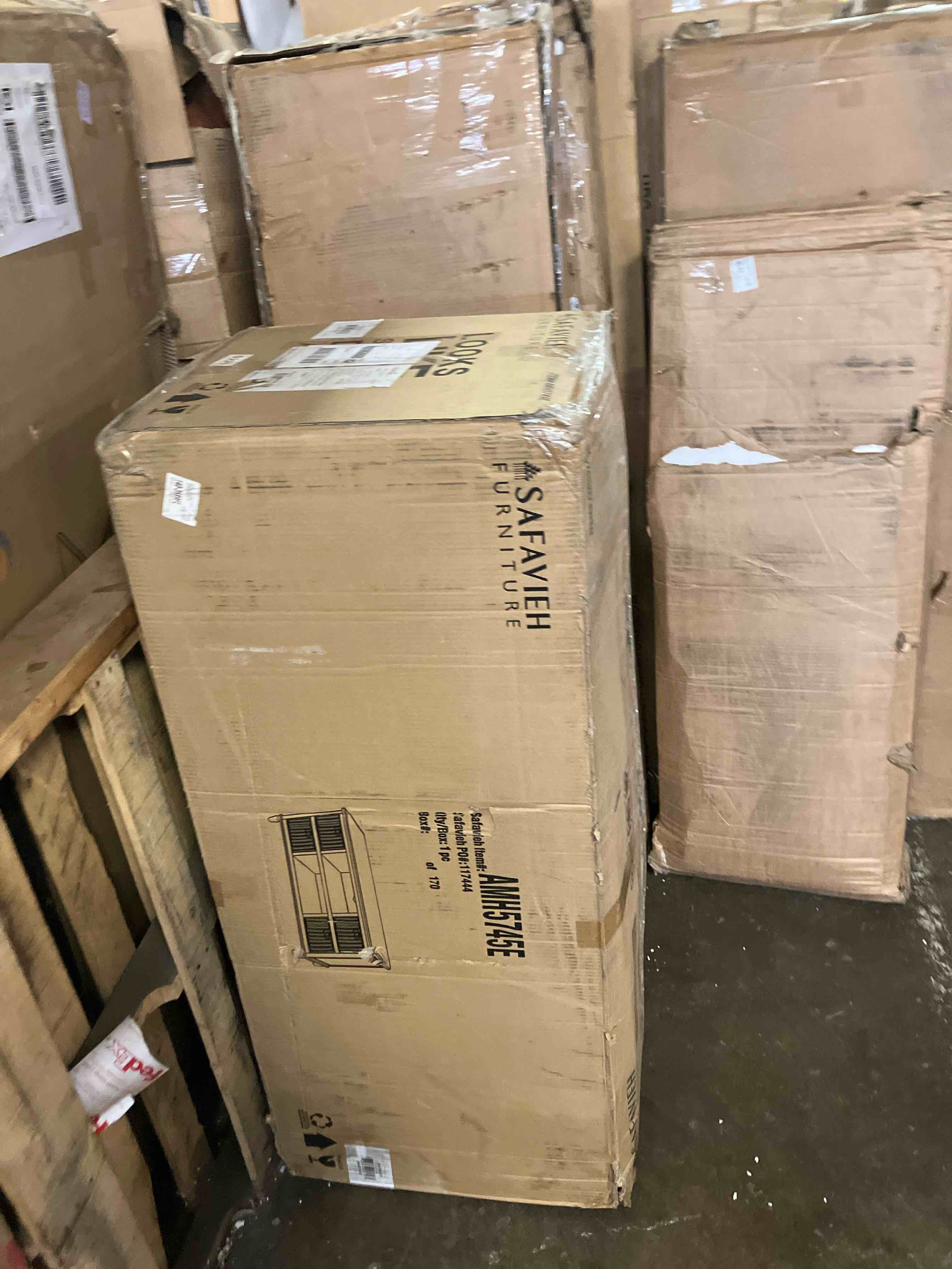 https://s3.amazonaws.com/lotting-images-prod/phillipi/PPE3504726_1758822723839.jpeg