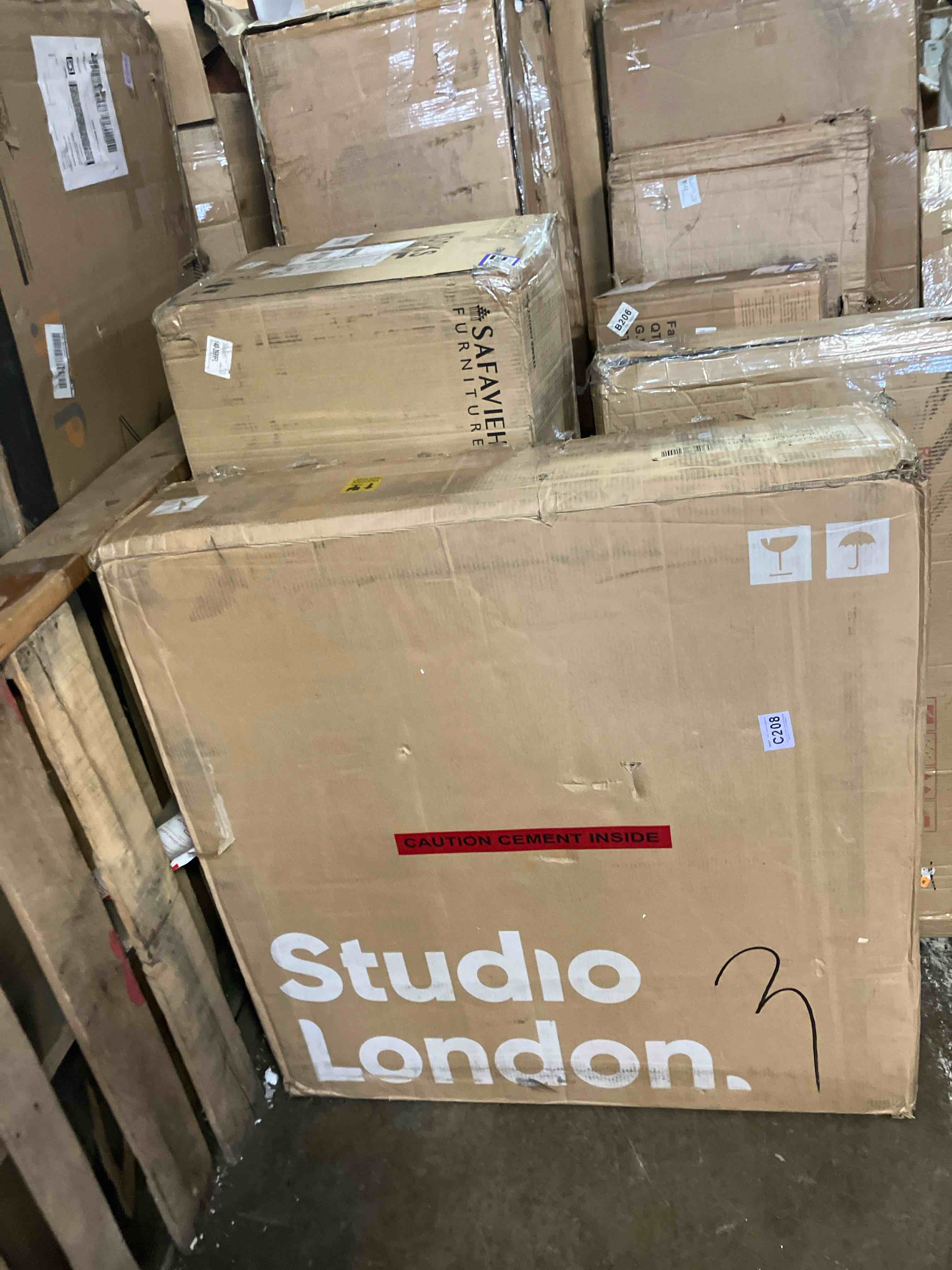 https://s3.amazonaws.com/lotting-images-prod/phillipi/PPE3504734_1758824659442.jpeg