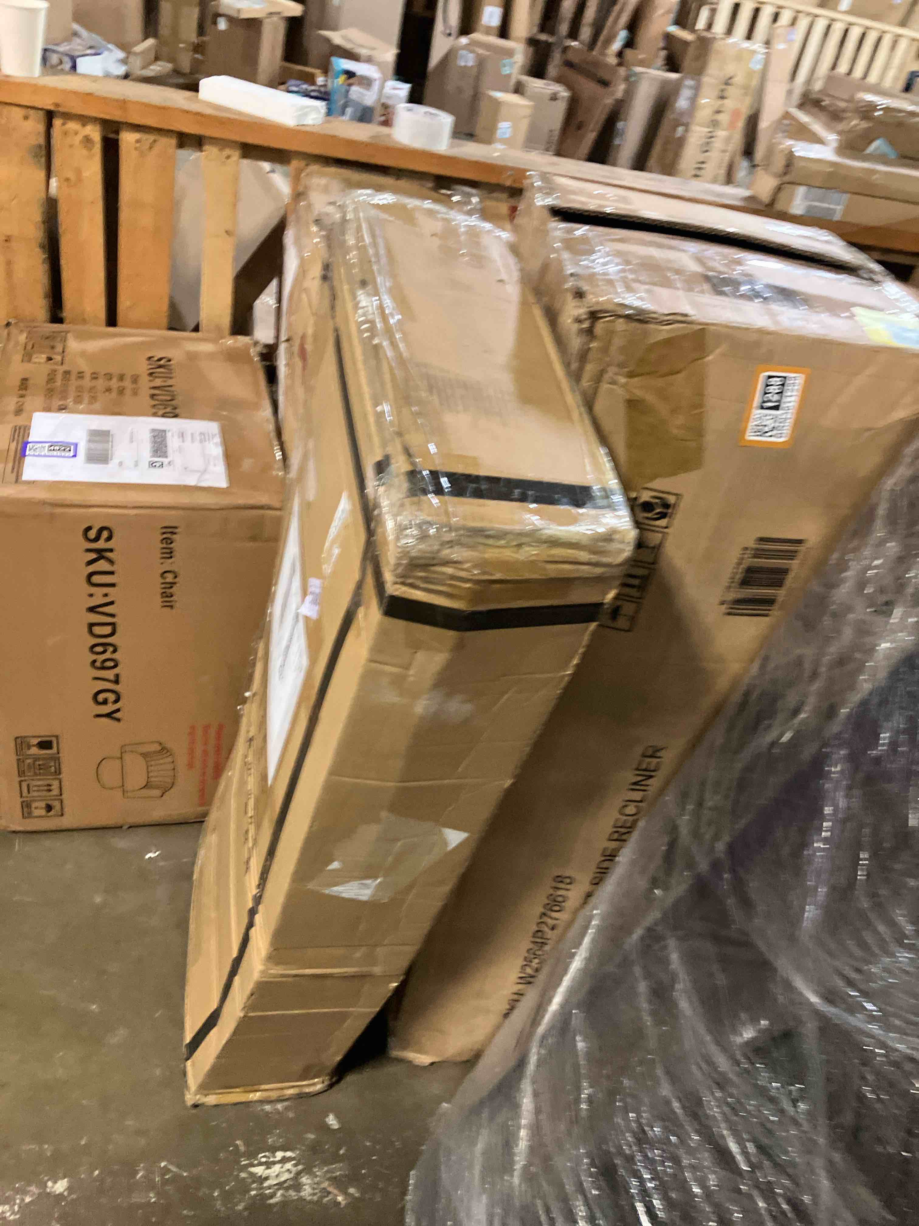 https://s3.amazonaws.com/lotting-images-prod/phillipi/PPE3504823_1758826107818.jpeg