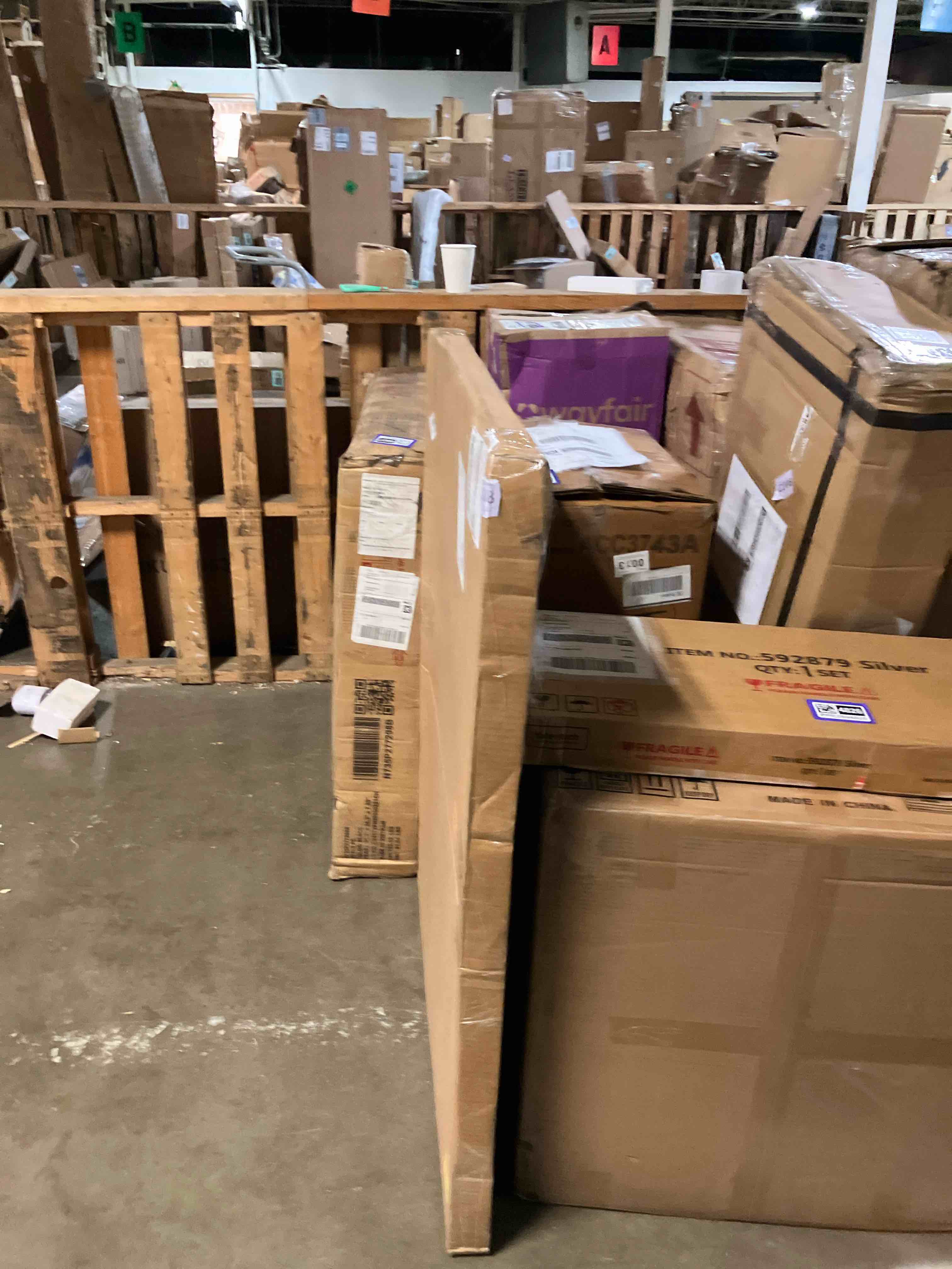 https://s3.amazonaws.com/lotting-images-prod/phillipi/PPE3504828_1758827151138.jpeg
