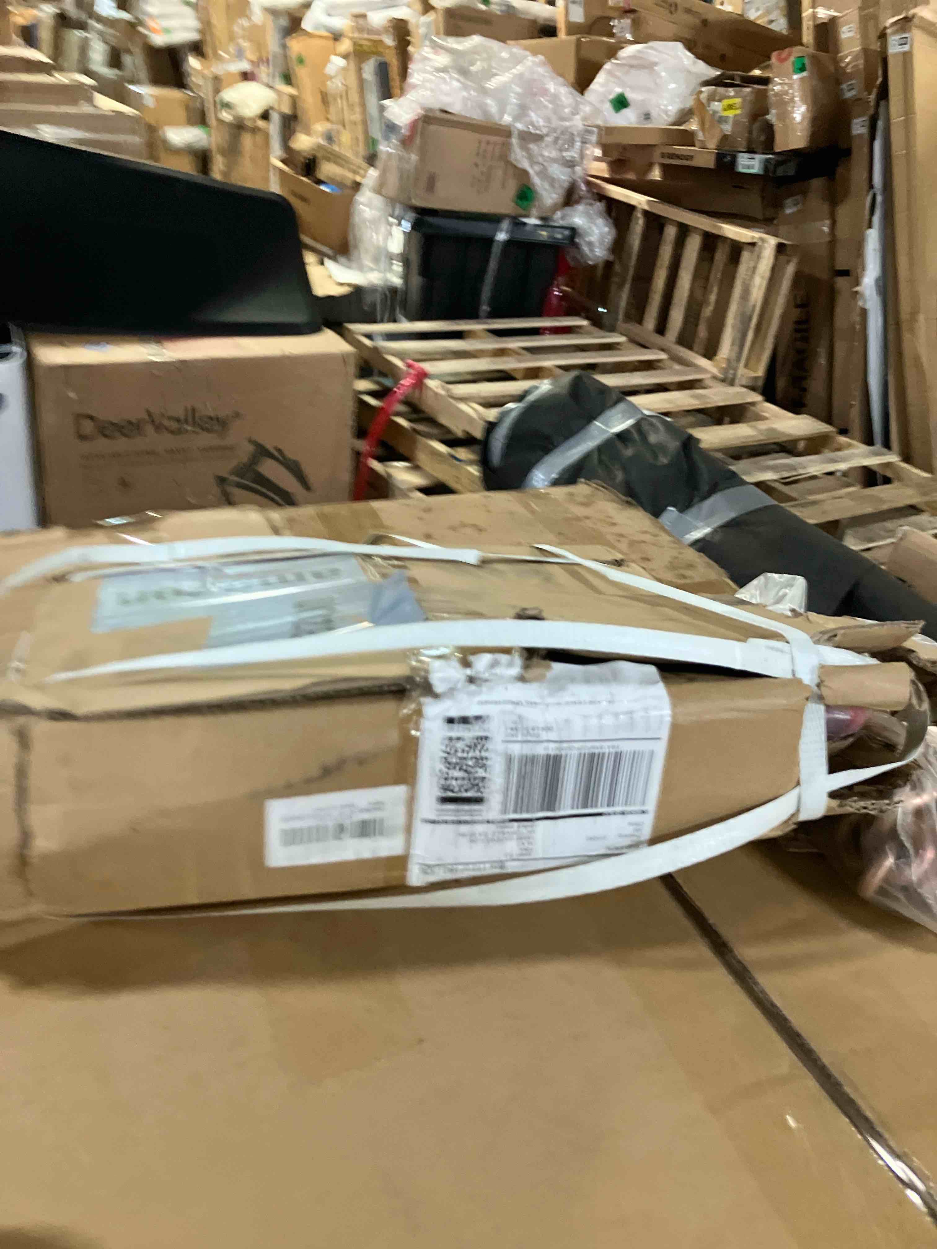 https://s3.amazonaws.com/lotting-images-prod/phillipi/PPE3504935_1758911441119.jpeg