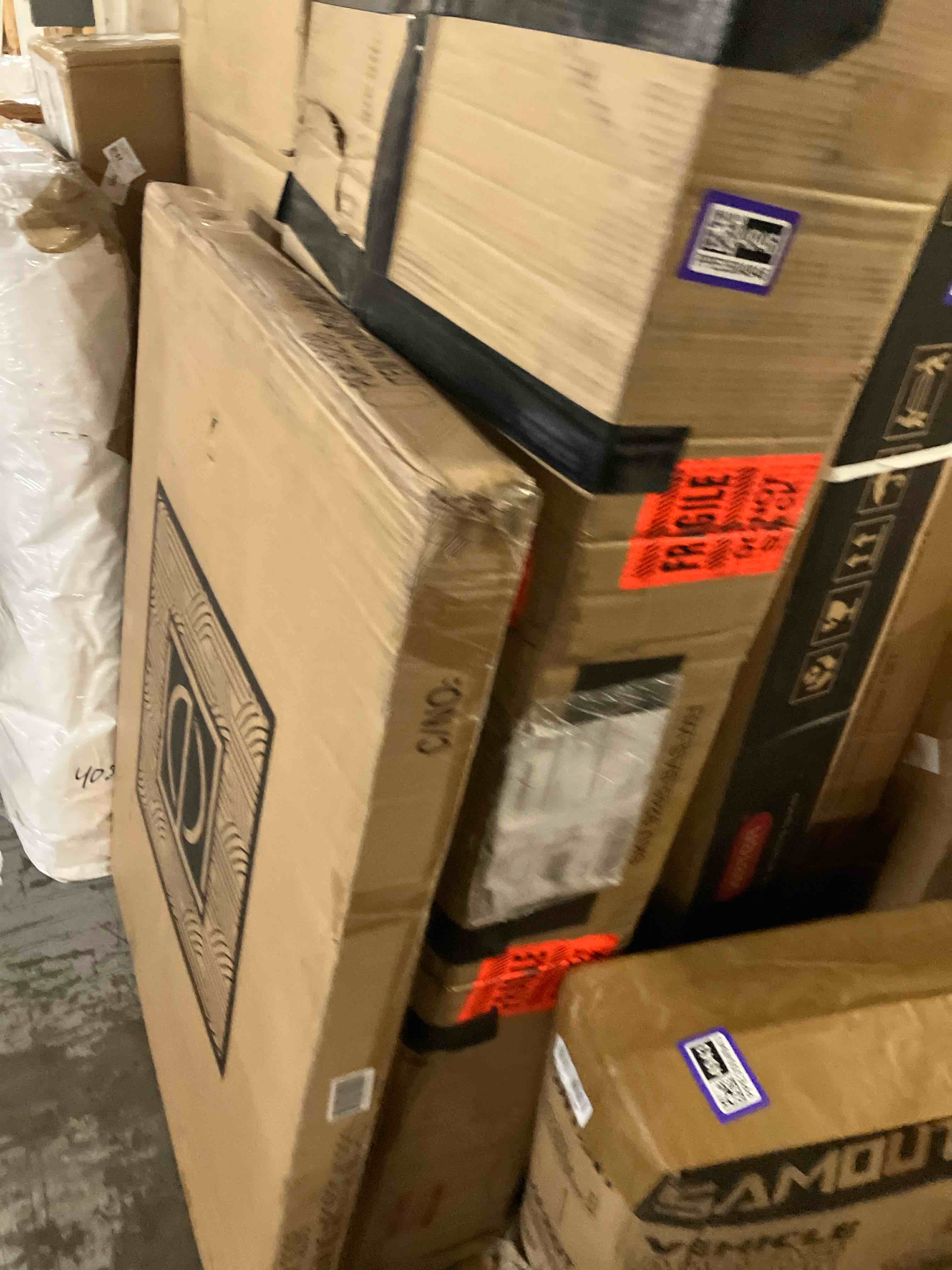 https://s3.amazonaws.com/lotting-images-prod/phillipi/PPE3504948_1758913862191.jpeg