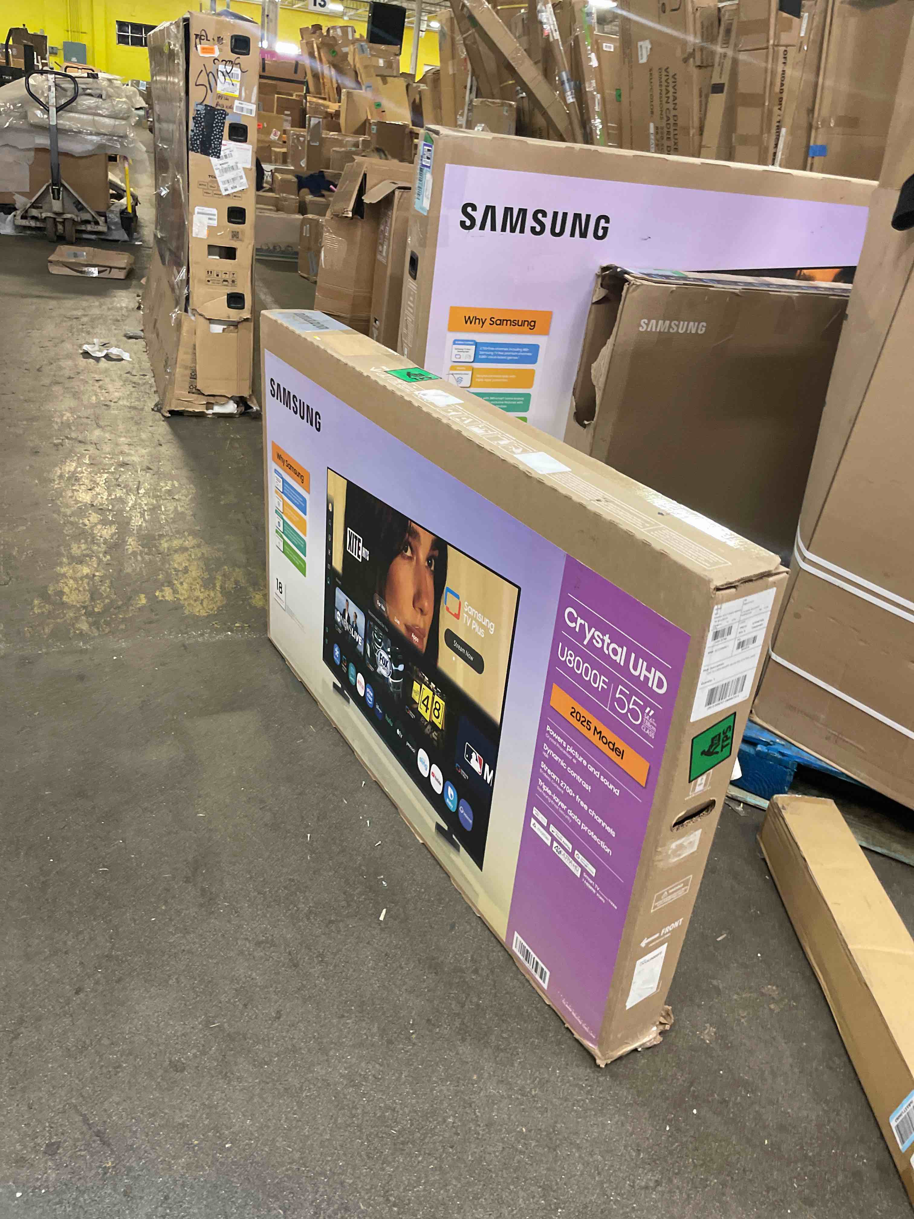 https://s3.amazonaws.com/lotting-images-prod/phillipi/PPE3504964_1758921418469.jpeg
