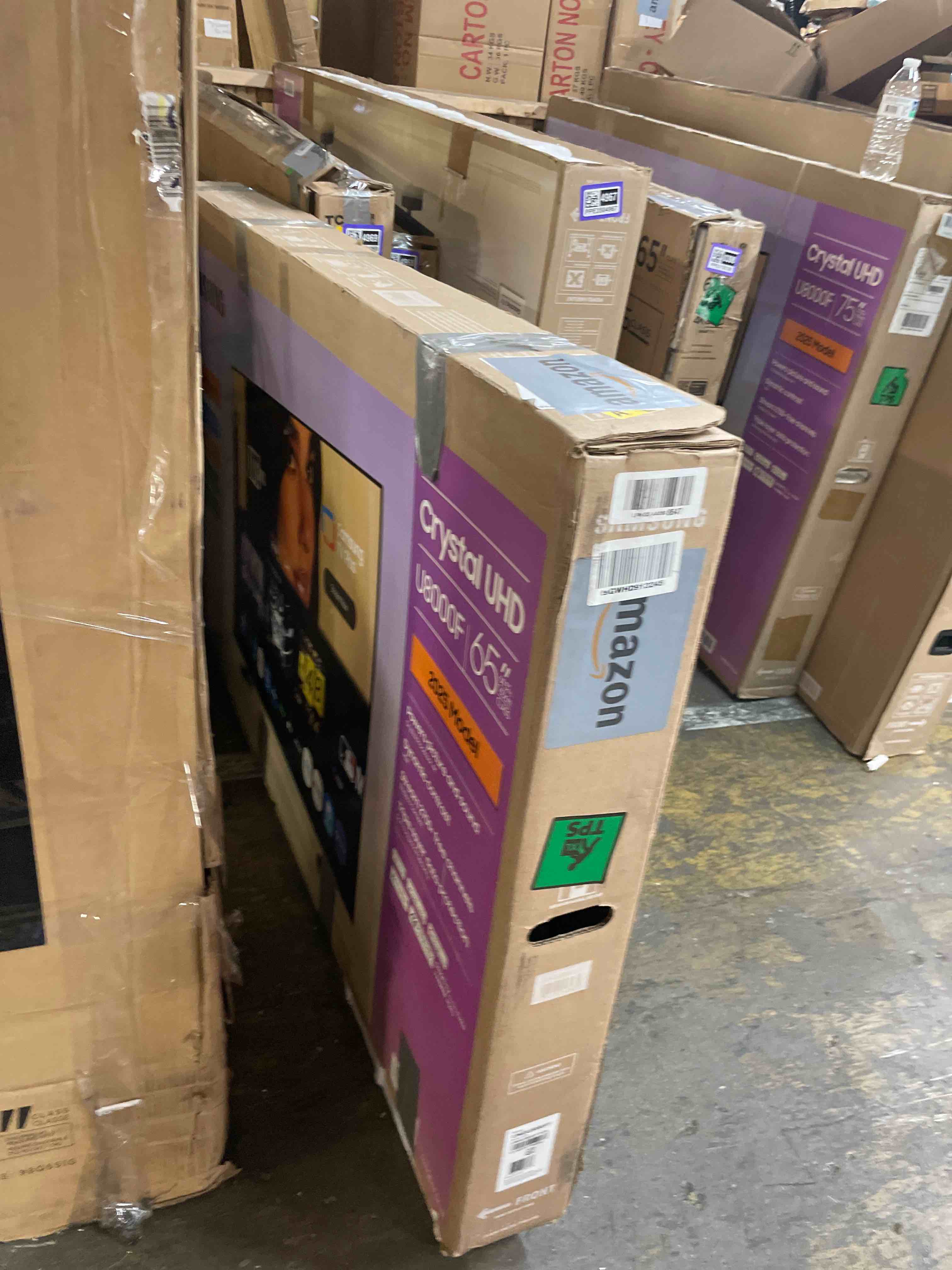 https://s3.amazonaws.com/lotting-images-prod/phillipi/PPE3504970_1758922093085.jpeg