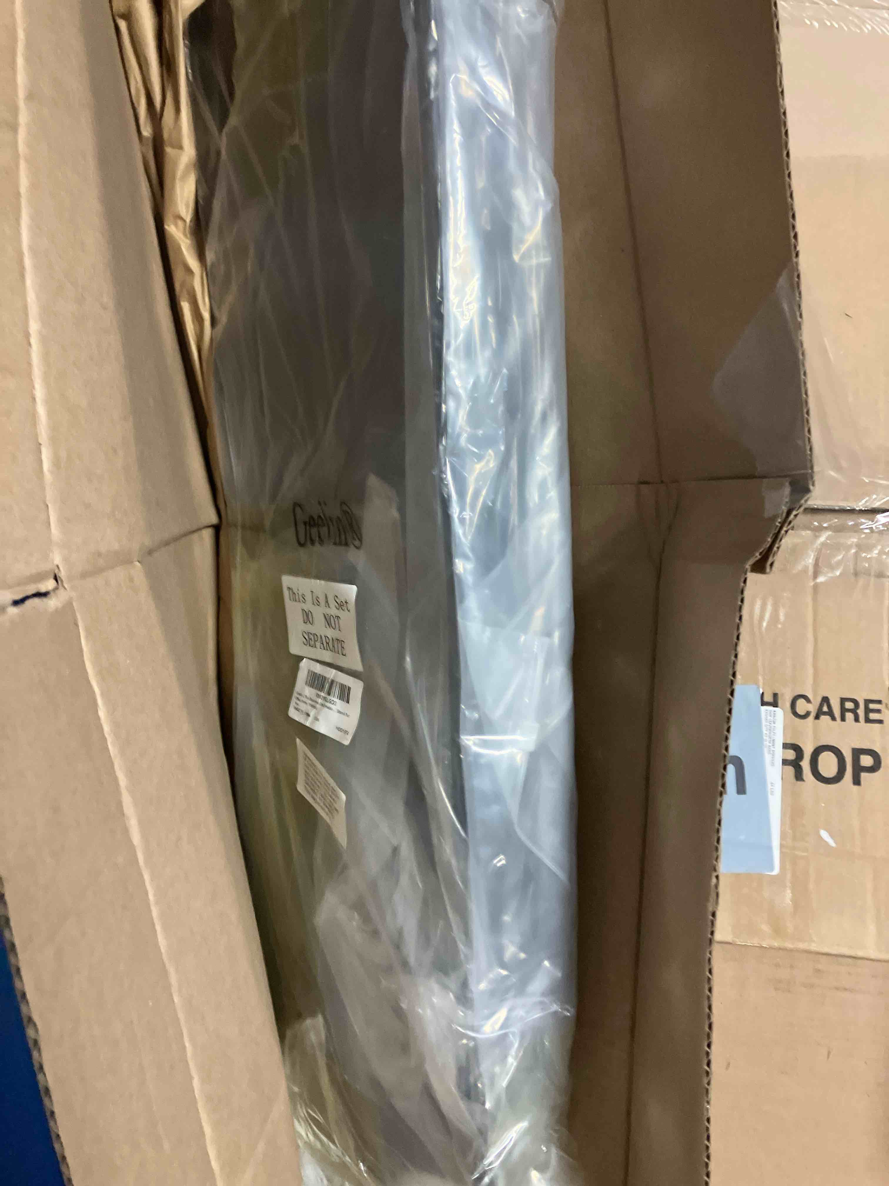 https://s3.amazonaws.com/lotting-images-prod/phillipi/PPE3504983_1759501711461.jpeg