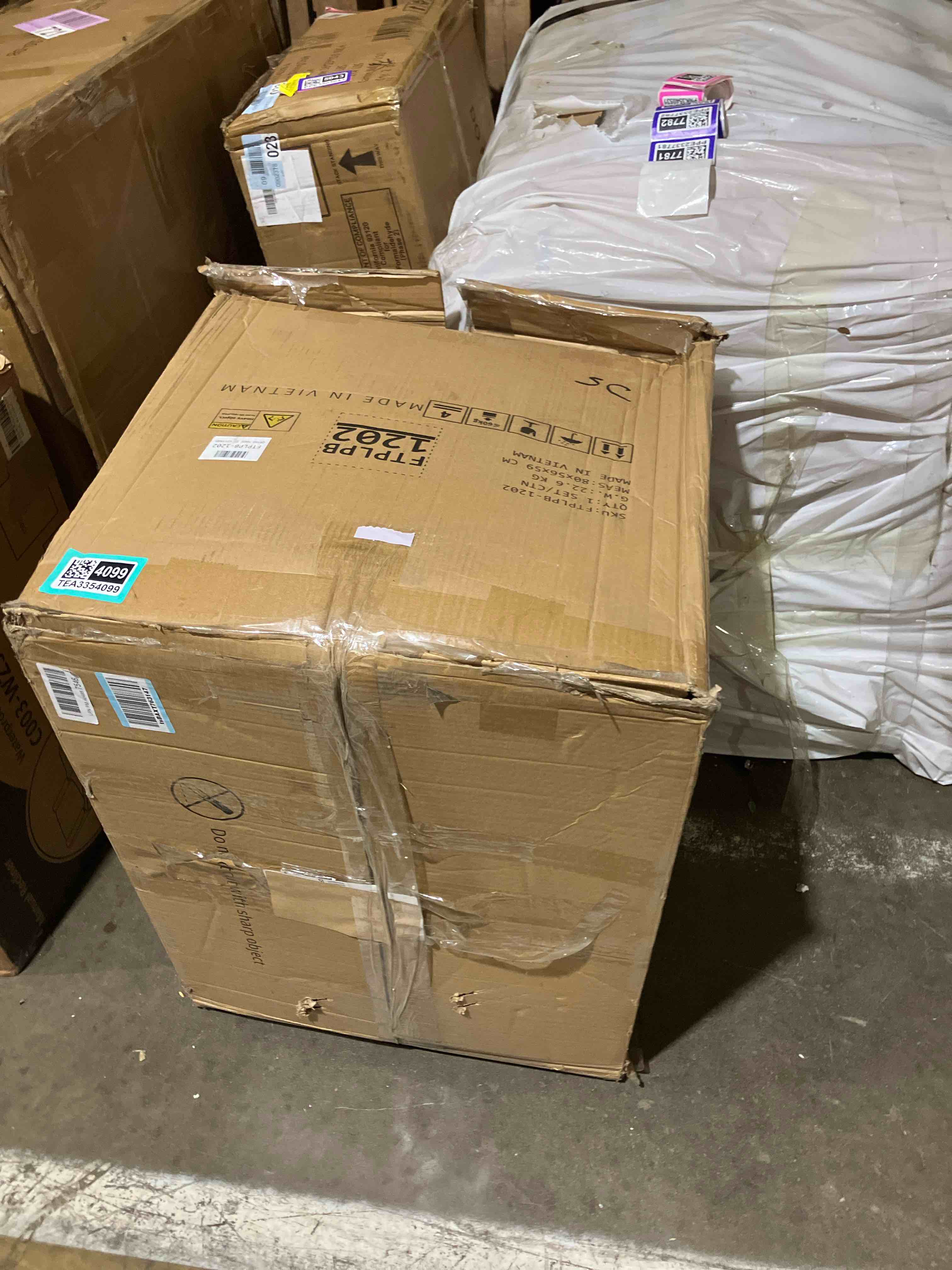 https://s3.amazonaws.com/lotting-images-prod/phillipi/PPE3505059_1755018197365.jpeg