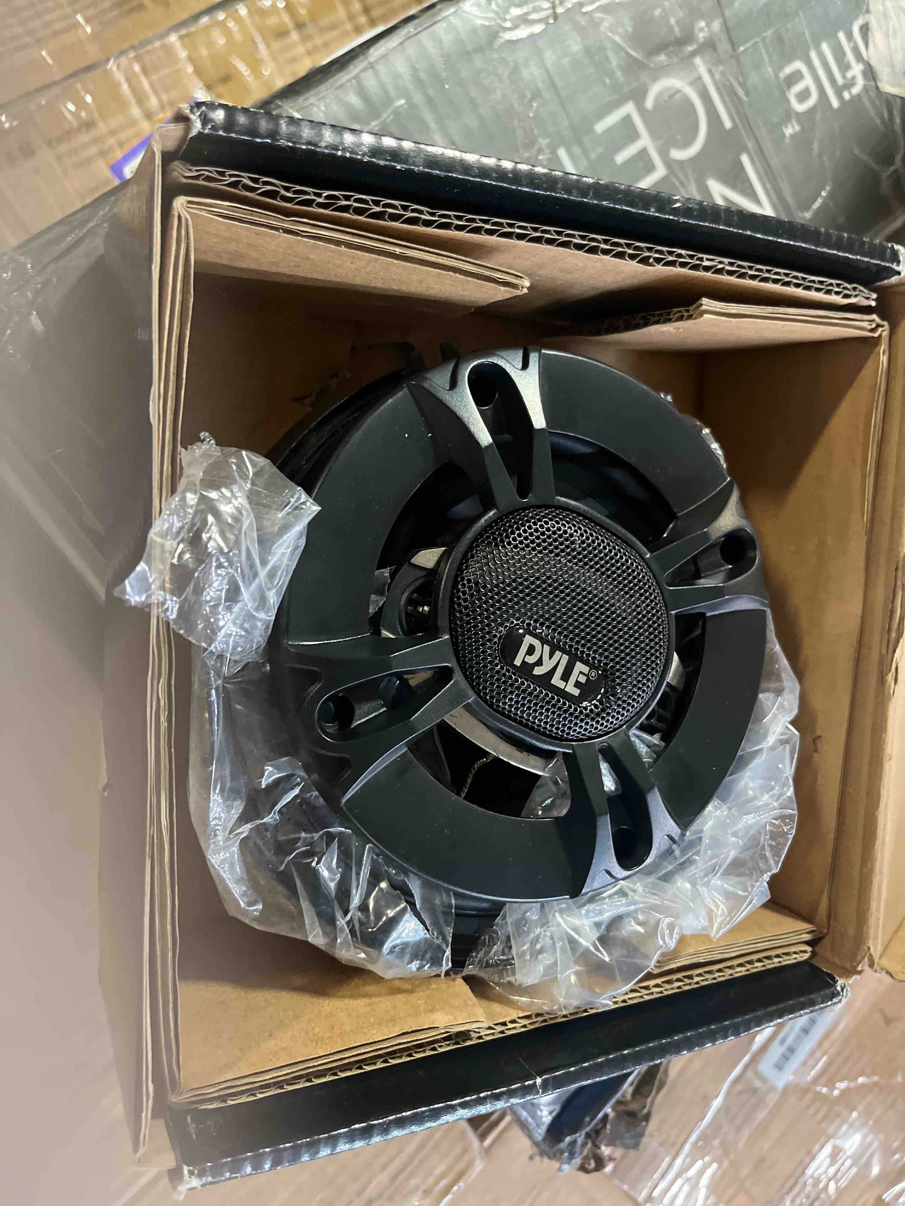 https://s3.amazonaws.com/lotting-images-prod/phillipi/PPE3505108_1755024756765.jpeg