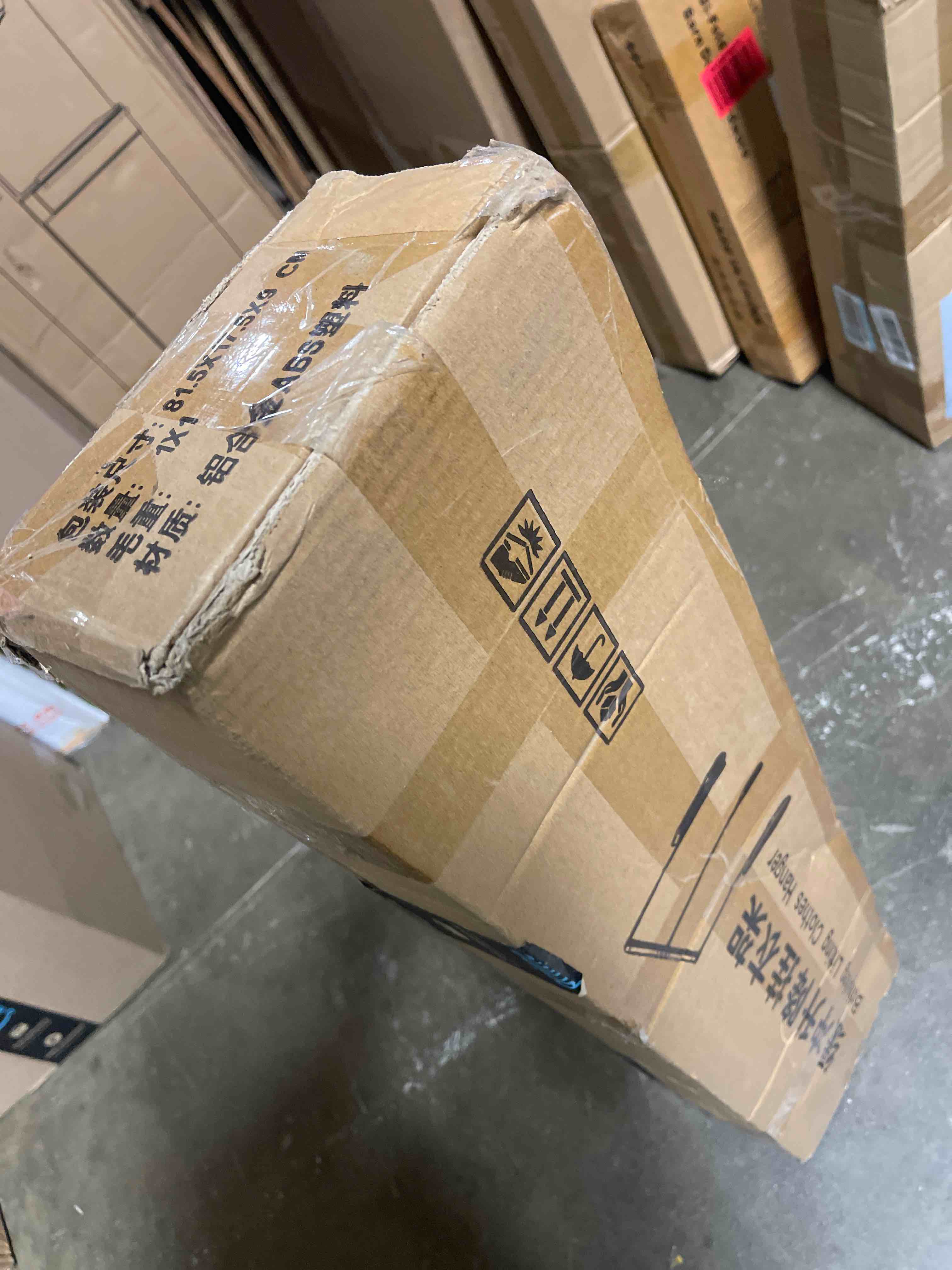 https://s3.amazonaws.com/lotting-images-prod/phillipi/PPE3505469_1755096339516.jpeg