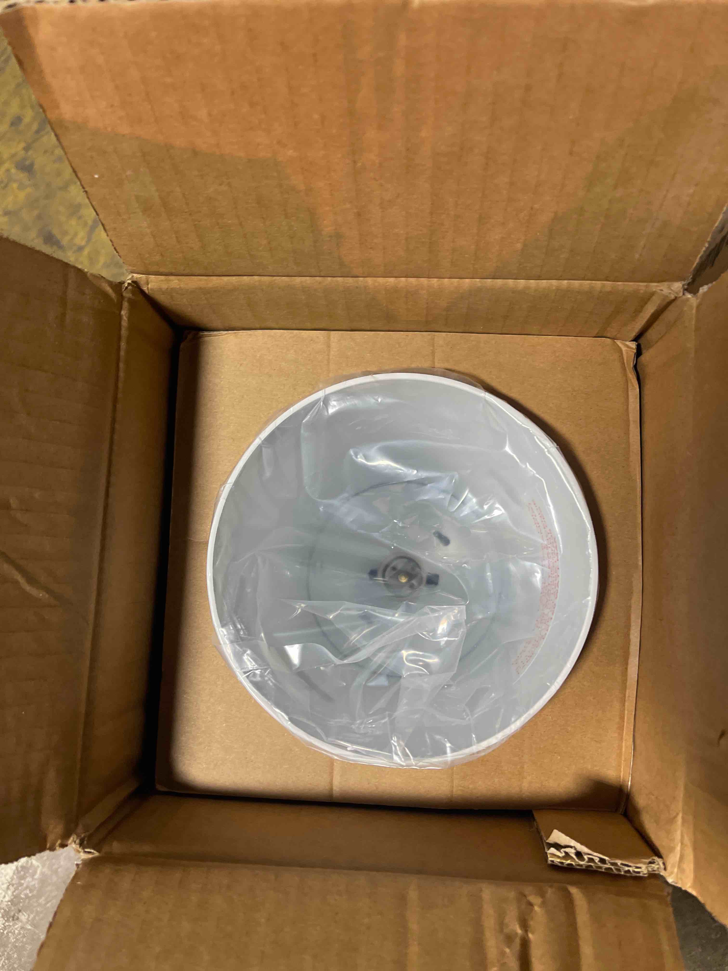 https://s3.amazonaws.com/lotting-images-prod/phillipi/PPE3505484_1755092380097.jpeg