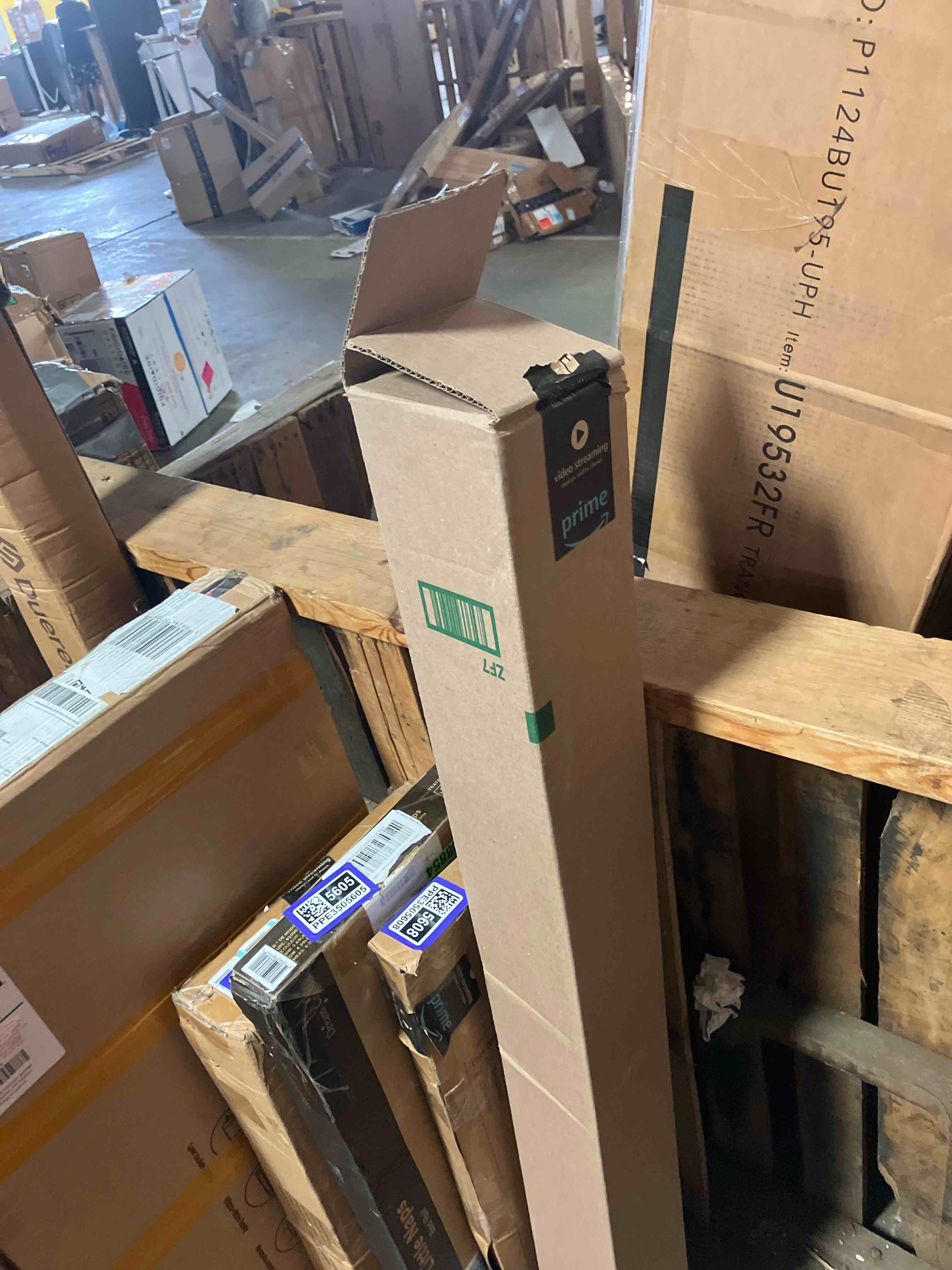 https://s3.amazonaws.com/lotting-images-prod/phillipi/PPE3505609_1755281891994.jpeg